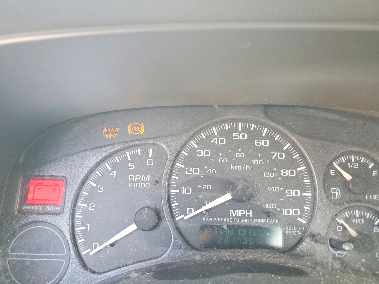 2002 Gmc New Sierra C1500 White vin: 1GTEC14V62E137796