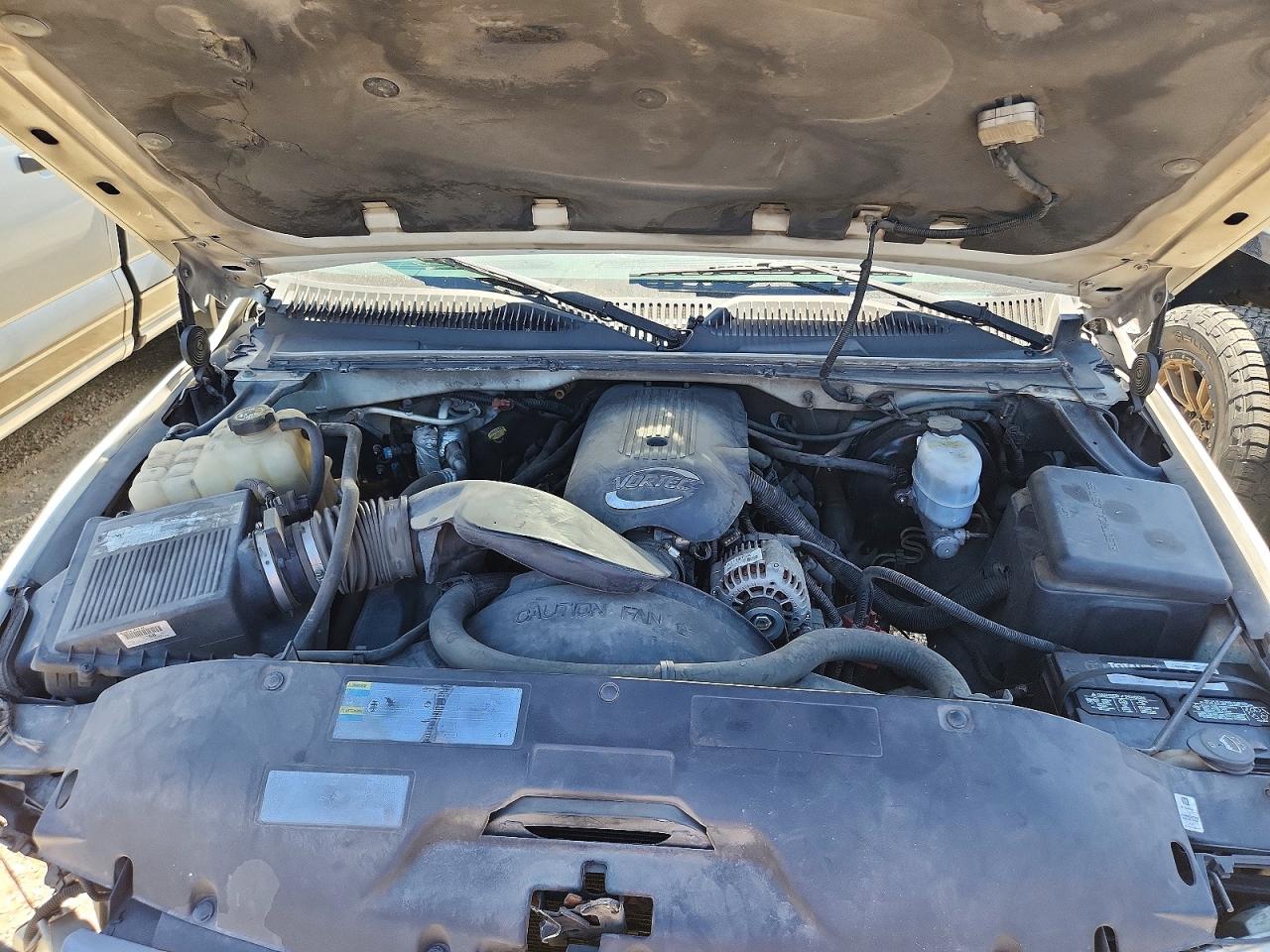 2002 Gmc New Sierra C1500 White vin: 1GTEC14V62E137796