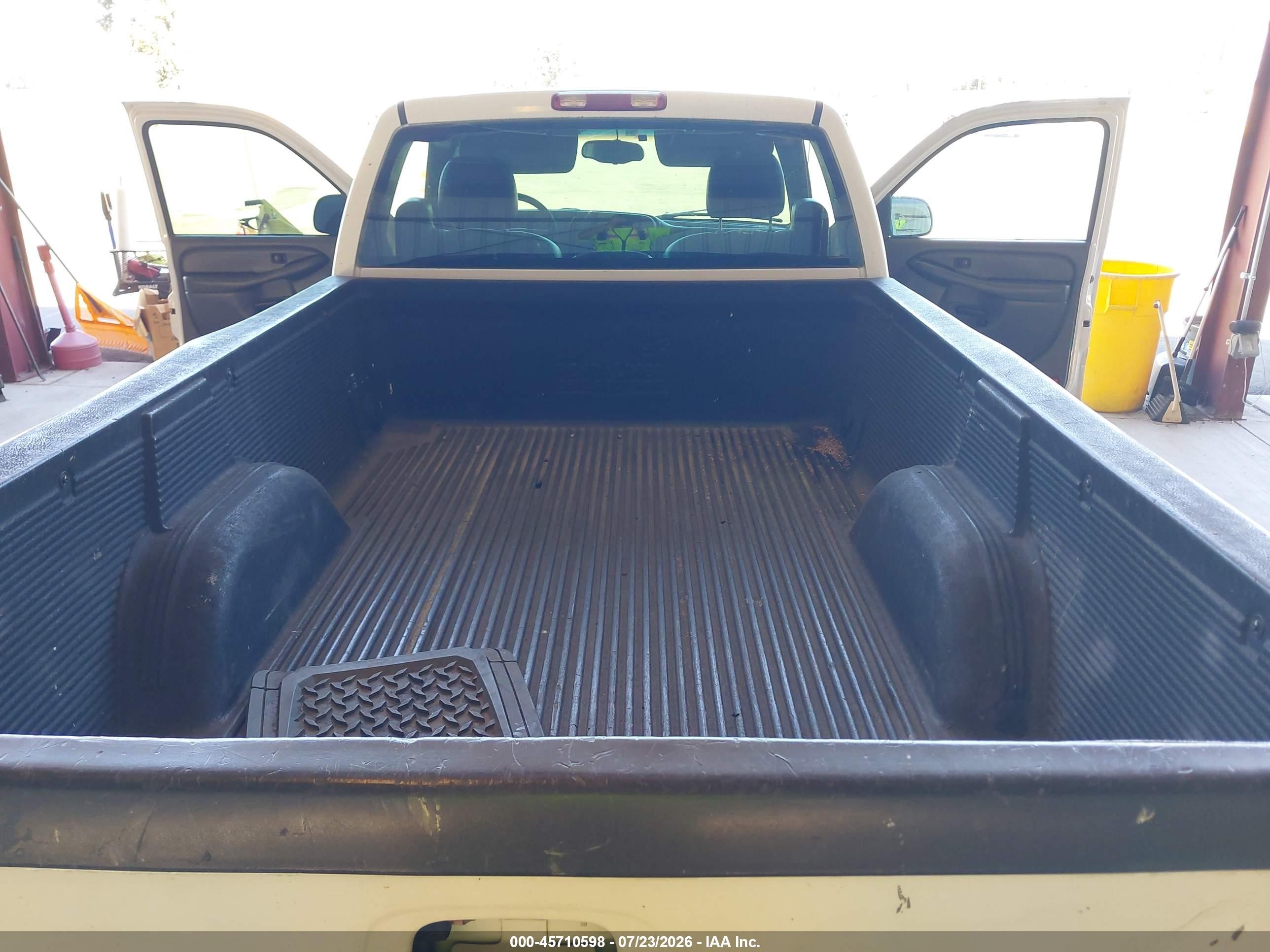 2003 Gmc Sierra 1500 Work Truck Белый vin: 1GTEC14V63Z320917