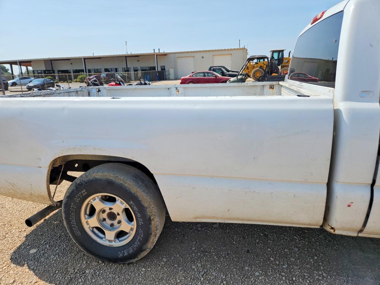 1999 Gmc New Sierra C1500 White vin: 1GTEC14V6XE548381