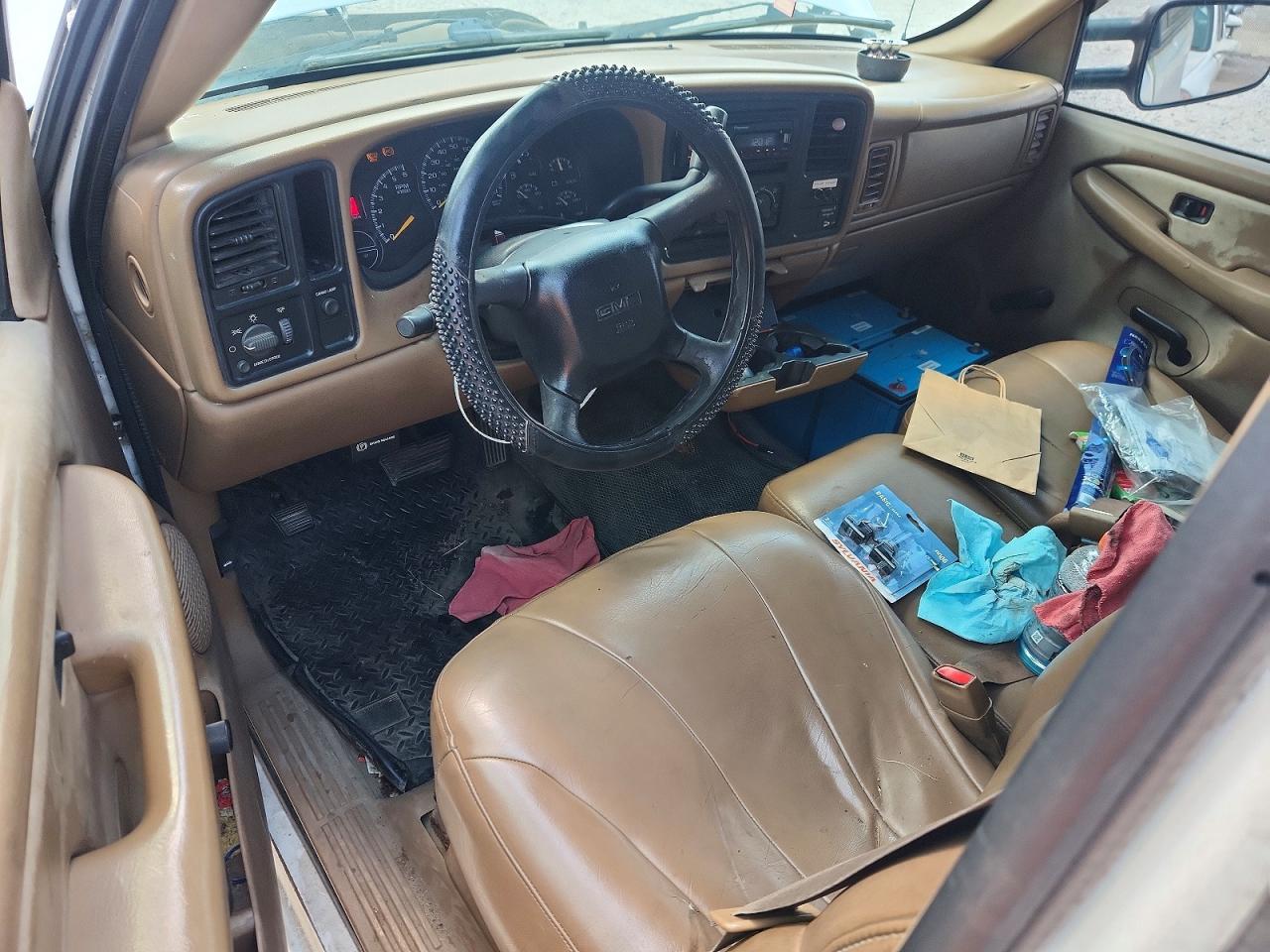 2000 Gmc New Sierra C1500 White vin: 1GTEC14V6YZ300352