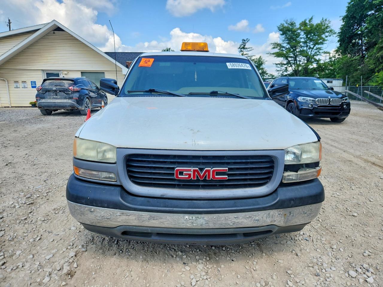 2000 Gmc New Sierra C1500 White vin: 1GTEC14V6YZ300352