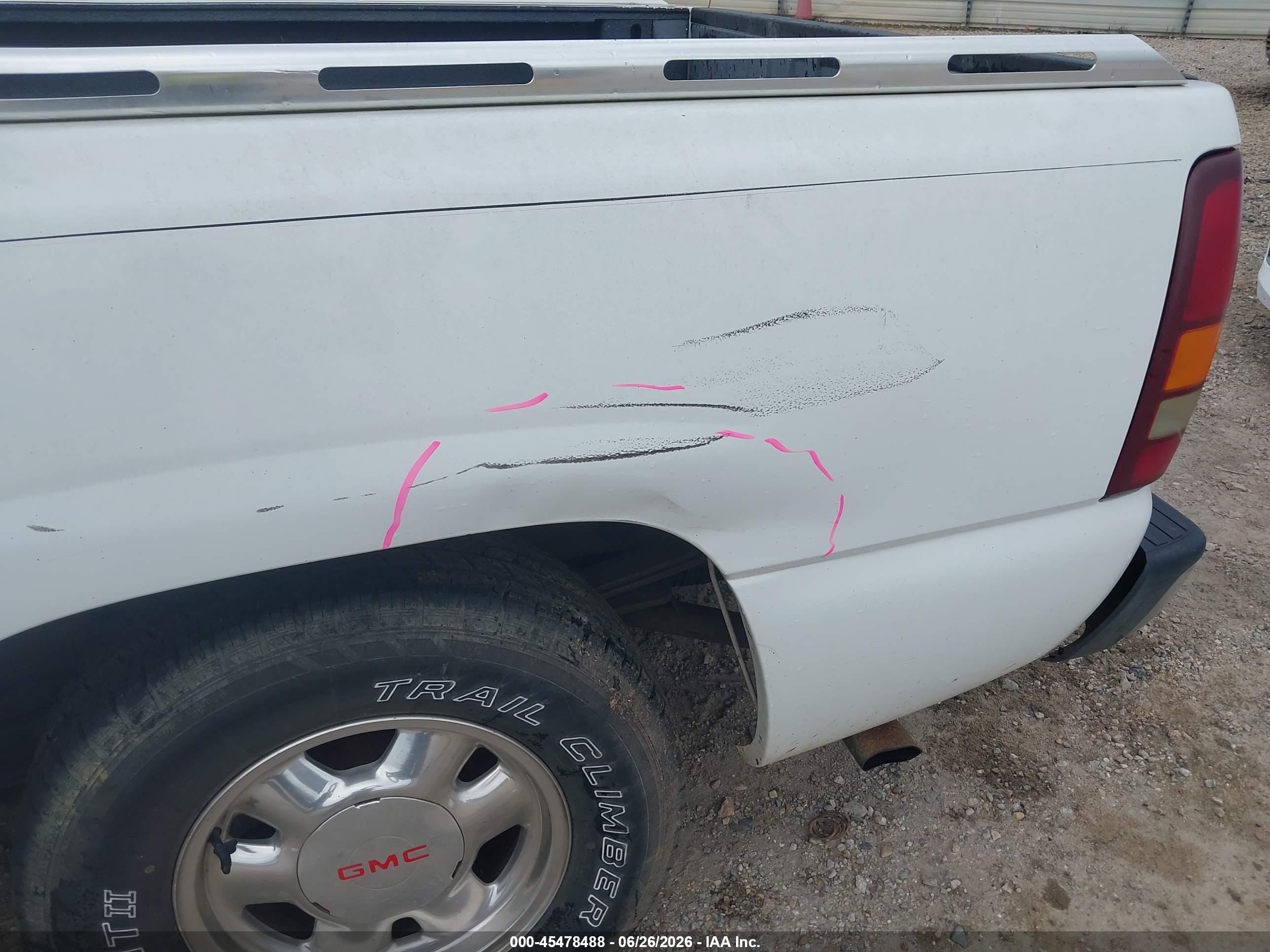 2002 Gmc Sierra 1500 Sle White vin: 1GTEC14V72Z268048
