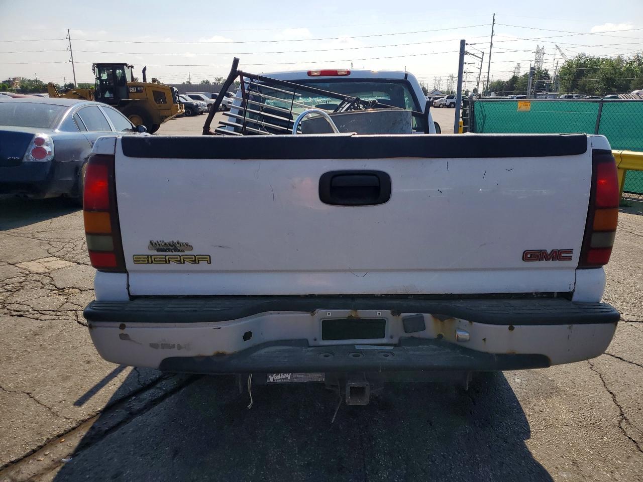 2000 Gmc Sierra 1500 (new) Sl White vin: 1GTEC14VXYZ132232