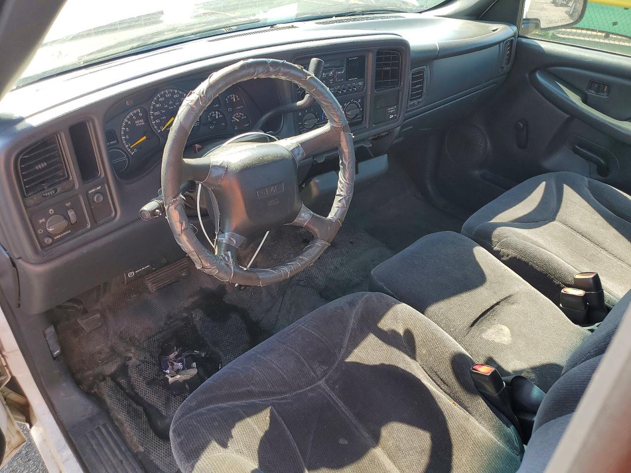 2000 Gmc Sierra 1500 (new) Sl White vin: 1GTEC14VXYZ132232