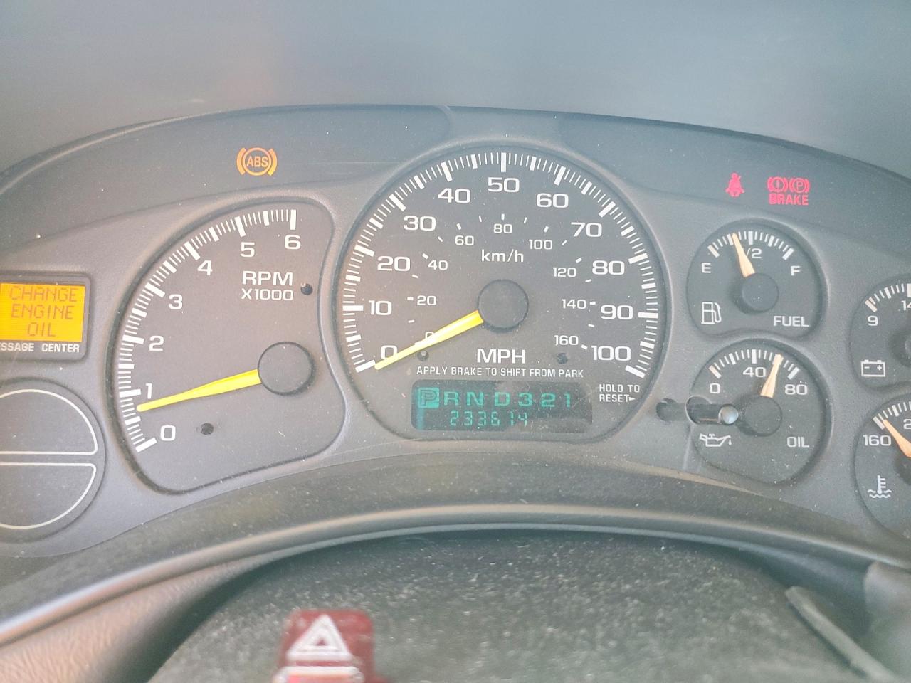 2000 Gmc Sierra 1500 (new) Sl White vin: 1GTEC14VXYZ132232