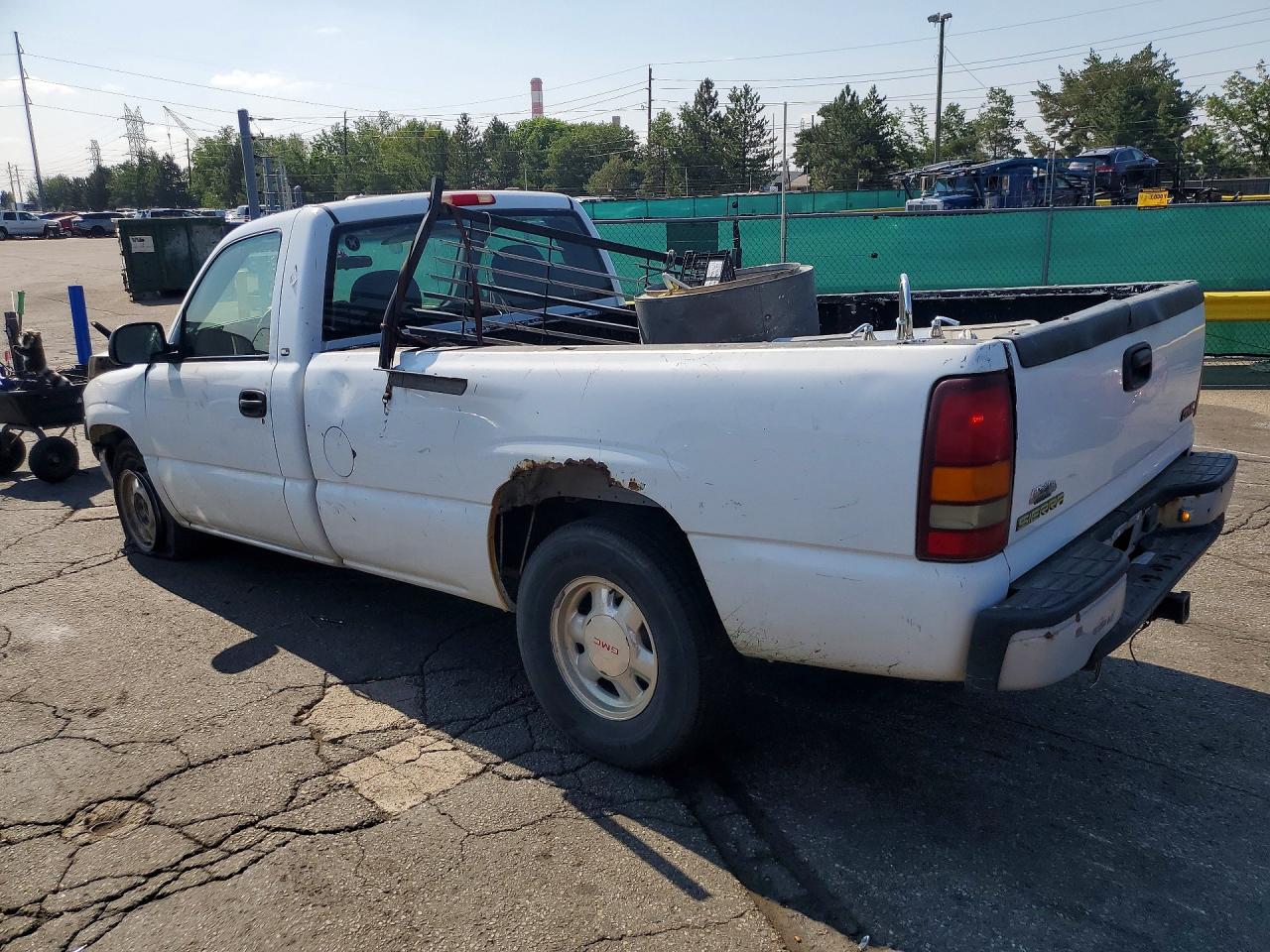 2000 Gmc Sierra 1500 (new) Sl White vin: 1GTEC14VXYZ132232