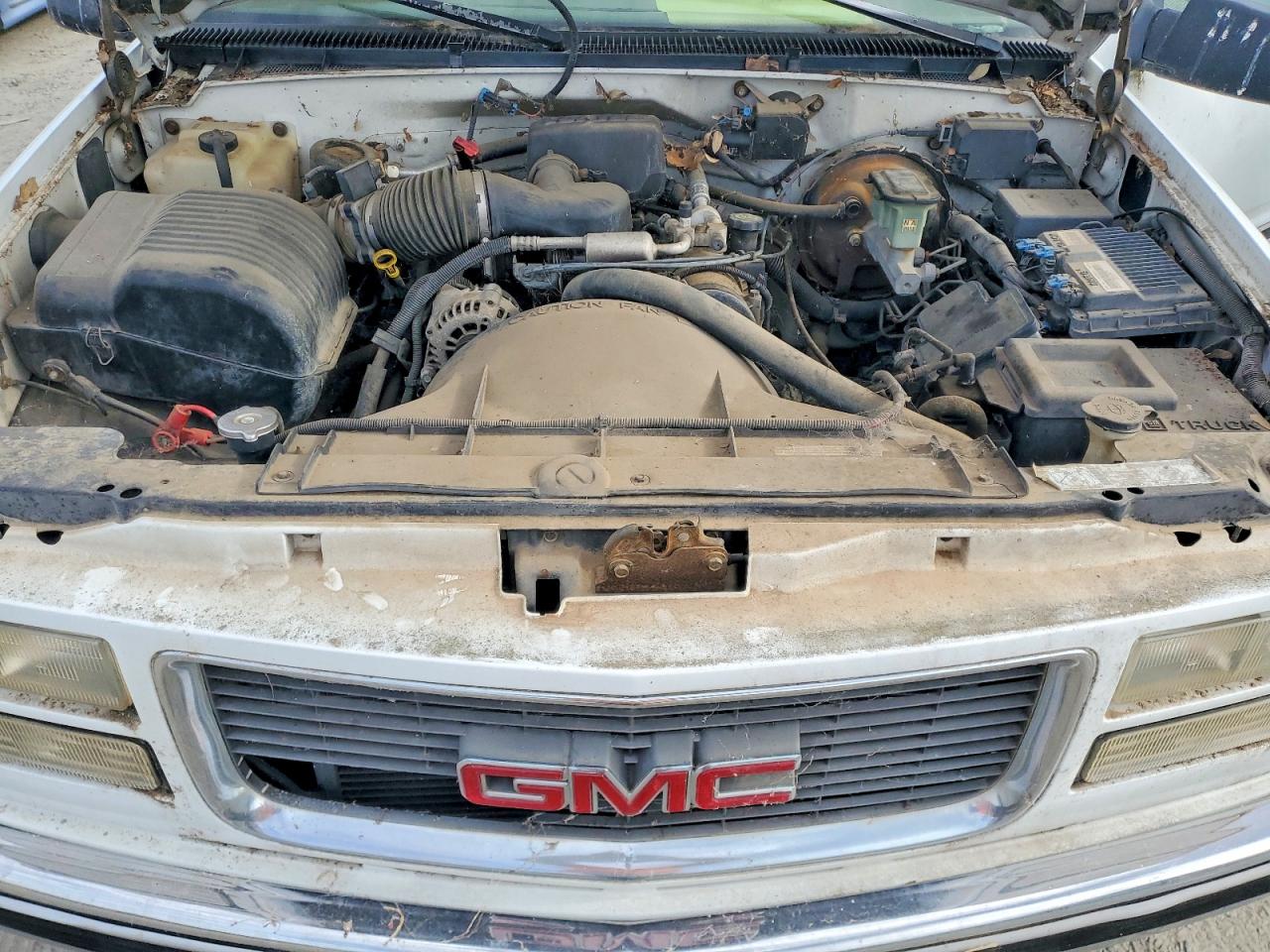 1997 Gmc Sierra C1500 White vin: 1GTEC14W0VZ508716
