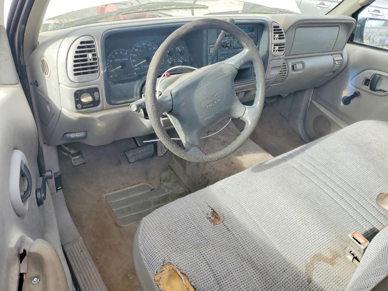 1997 Gmc Sierra C1500 White vin: 1GTEC14W0VZ508716