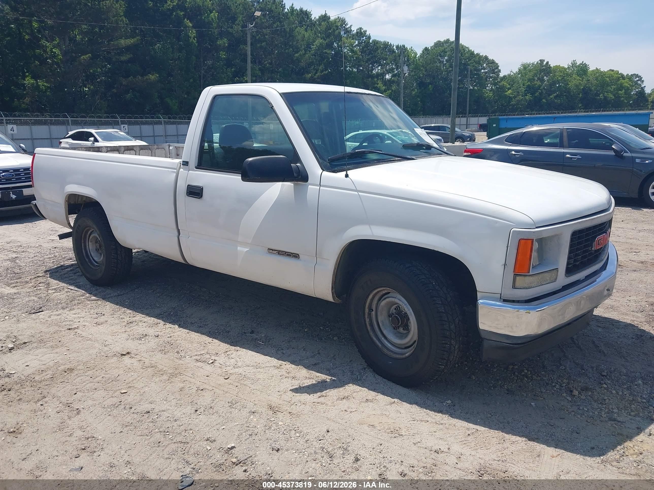 1996 Gmc Sierra C1500 White vin: 1GTEC14W2TZ518354