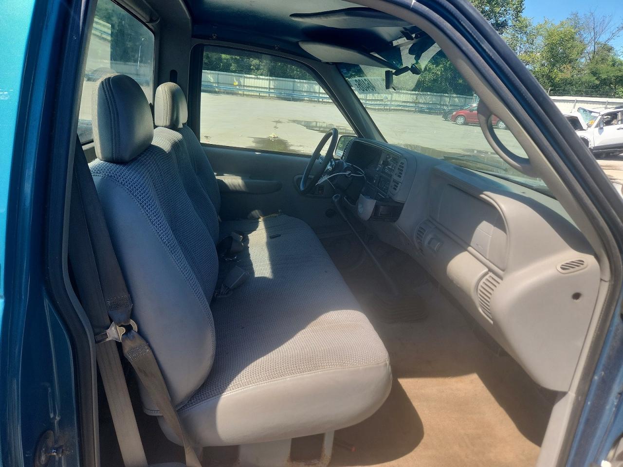 1997 Gmc Sierra C1500 Blue vin: 1GTEC14W5VZ509778