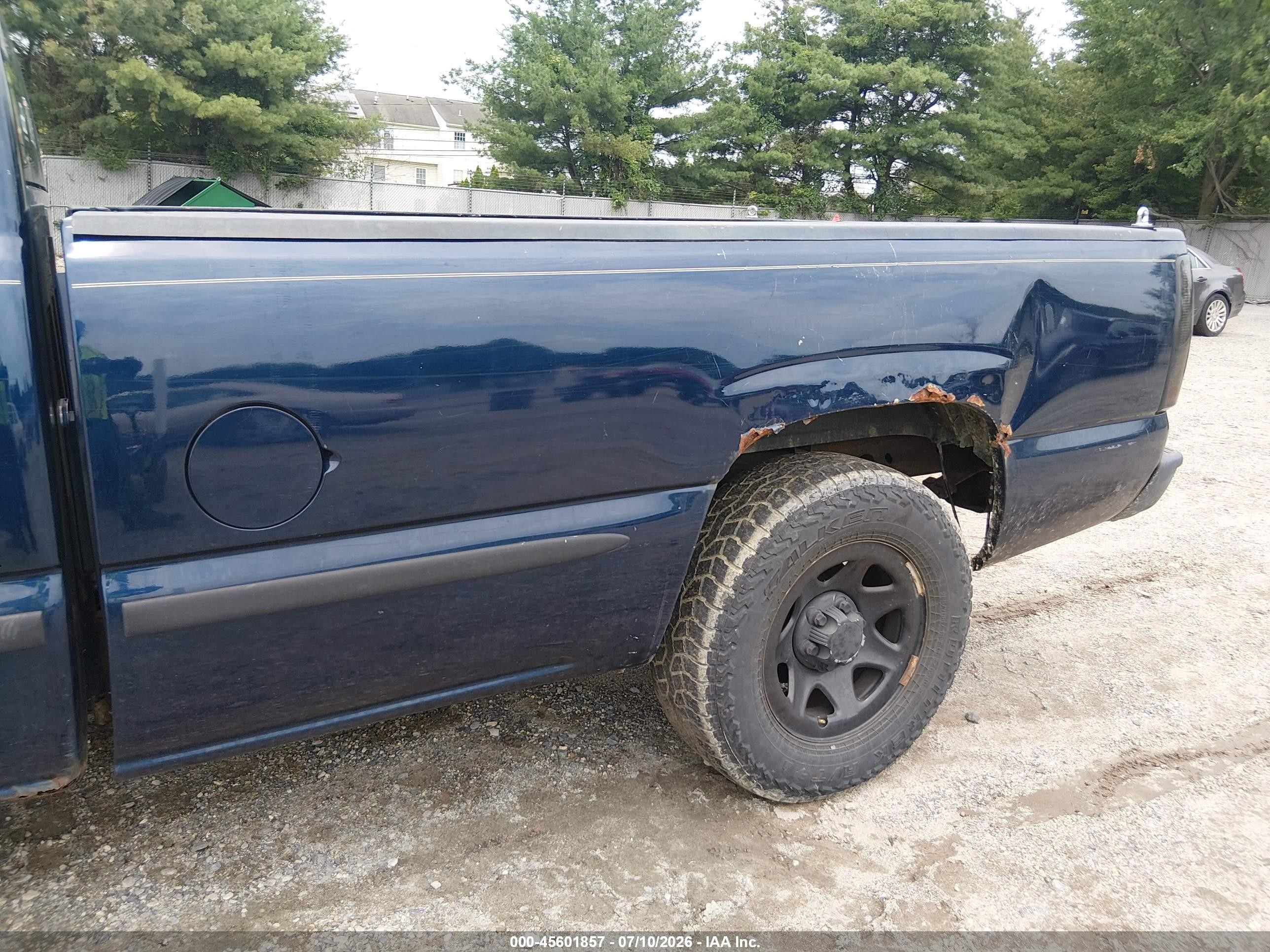 2002 Gmc Sierra 1500 Sl Blue vin: 1GTEC14W62Z104430