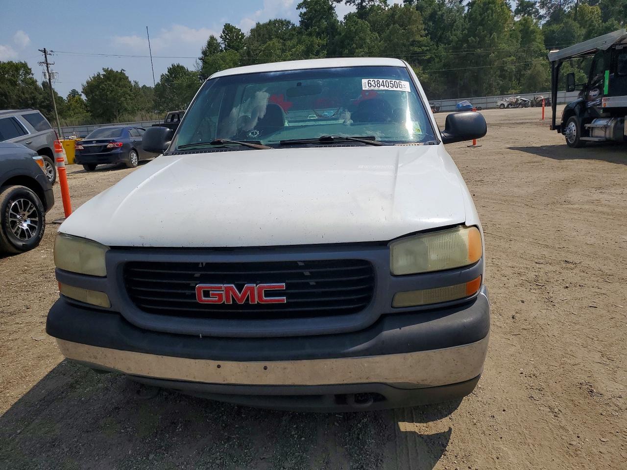 2002 Gmc New Sierra C1500 White vin: 1GTEC14W72Z340715