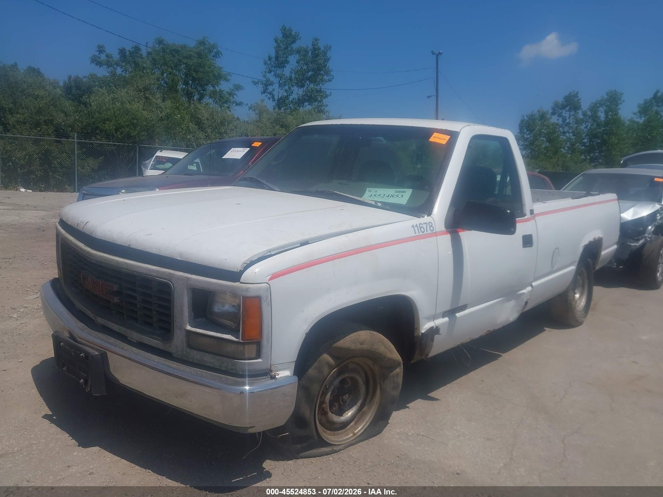 1996 Gmc Sierra C1500 White vin: 1GTEC14W7TZ520536