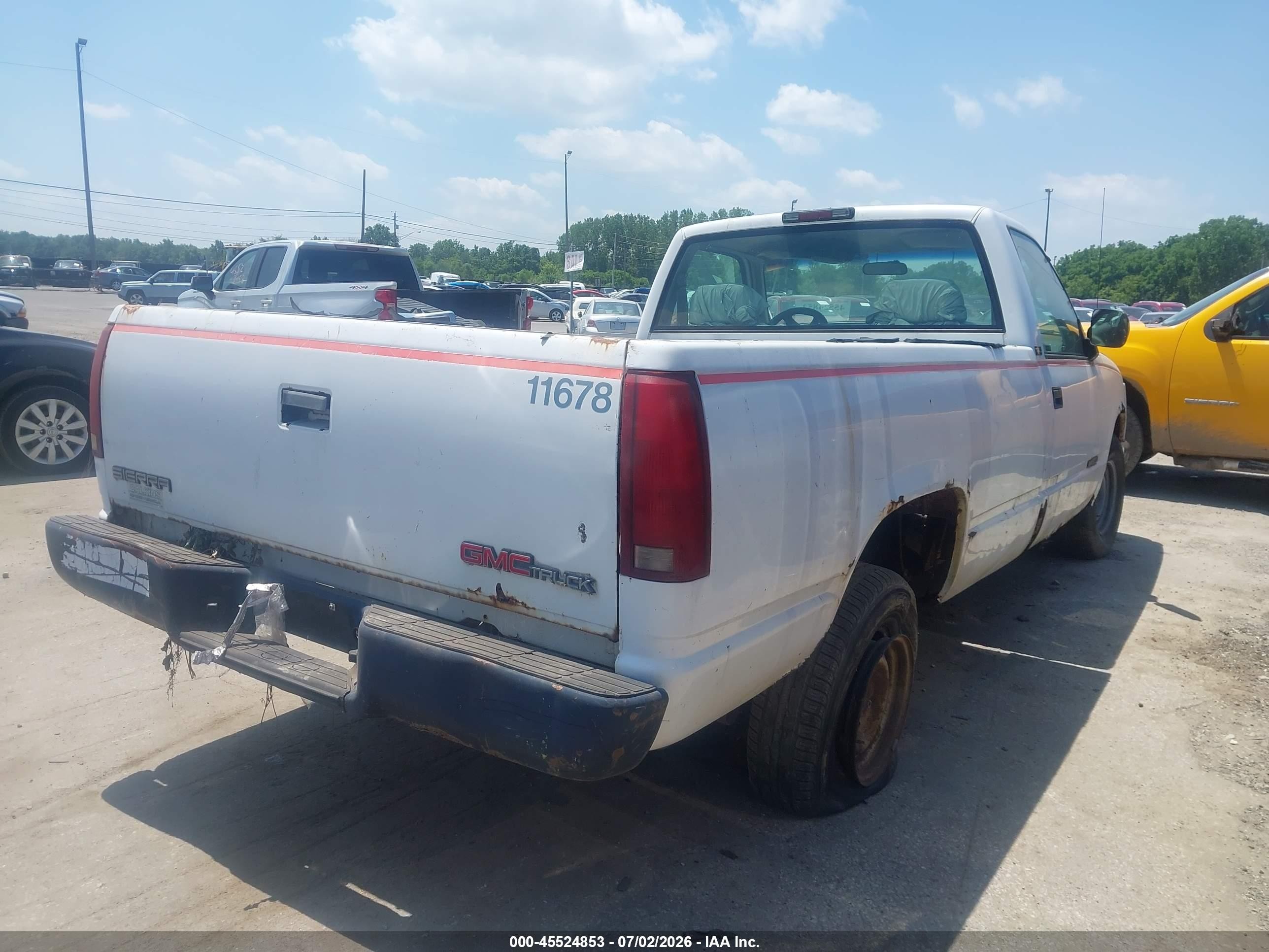 1996 Gmc Sierra C1500 White vin: 1GTEC14W7TZ520536