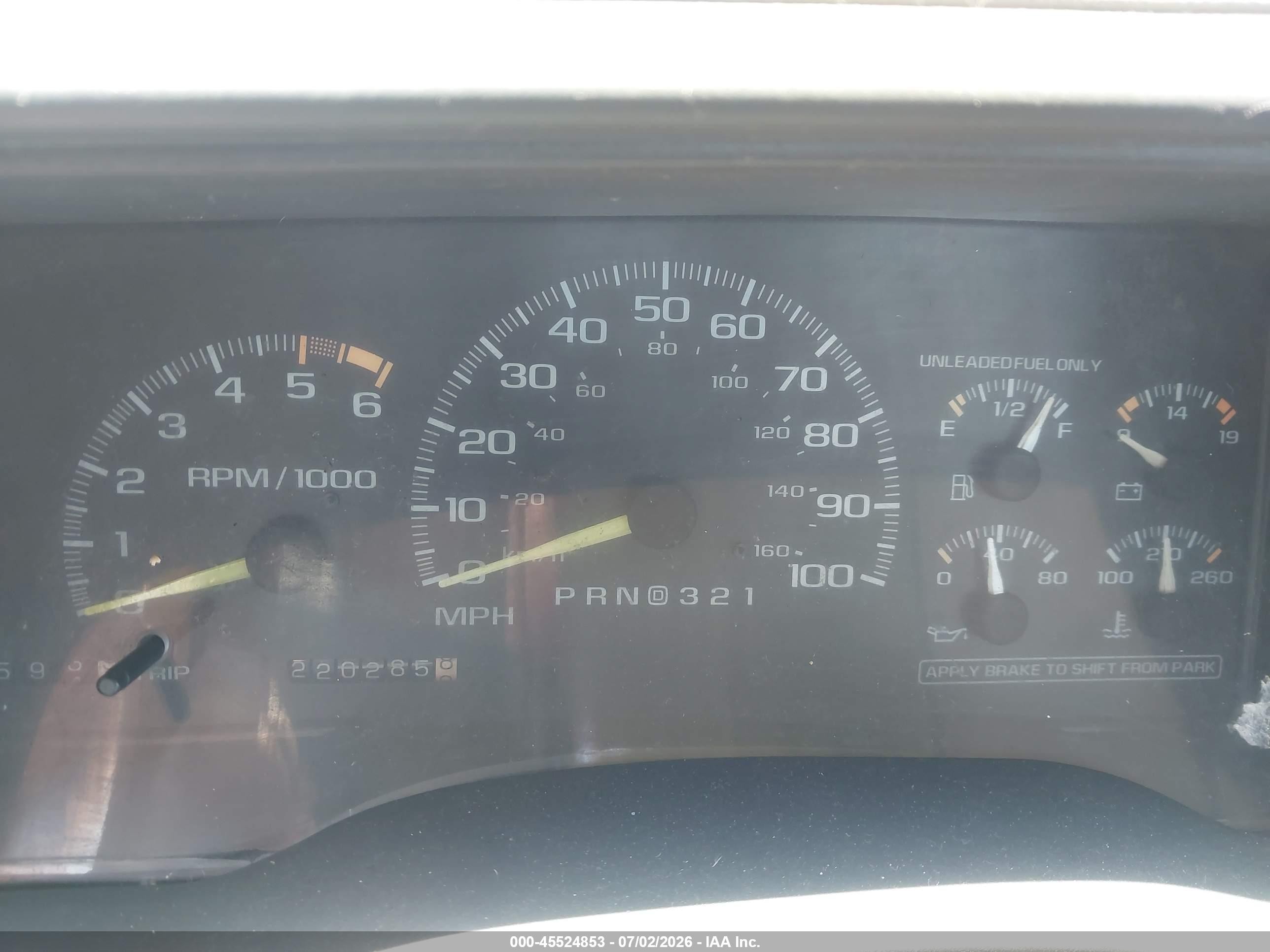1996 Gmc Sierra C1500 White vin: 1GTEC14W7TZ520536