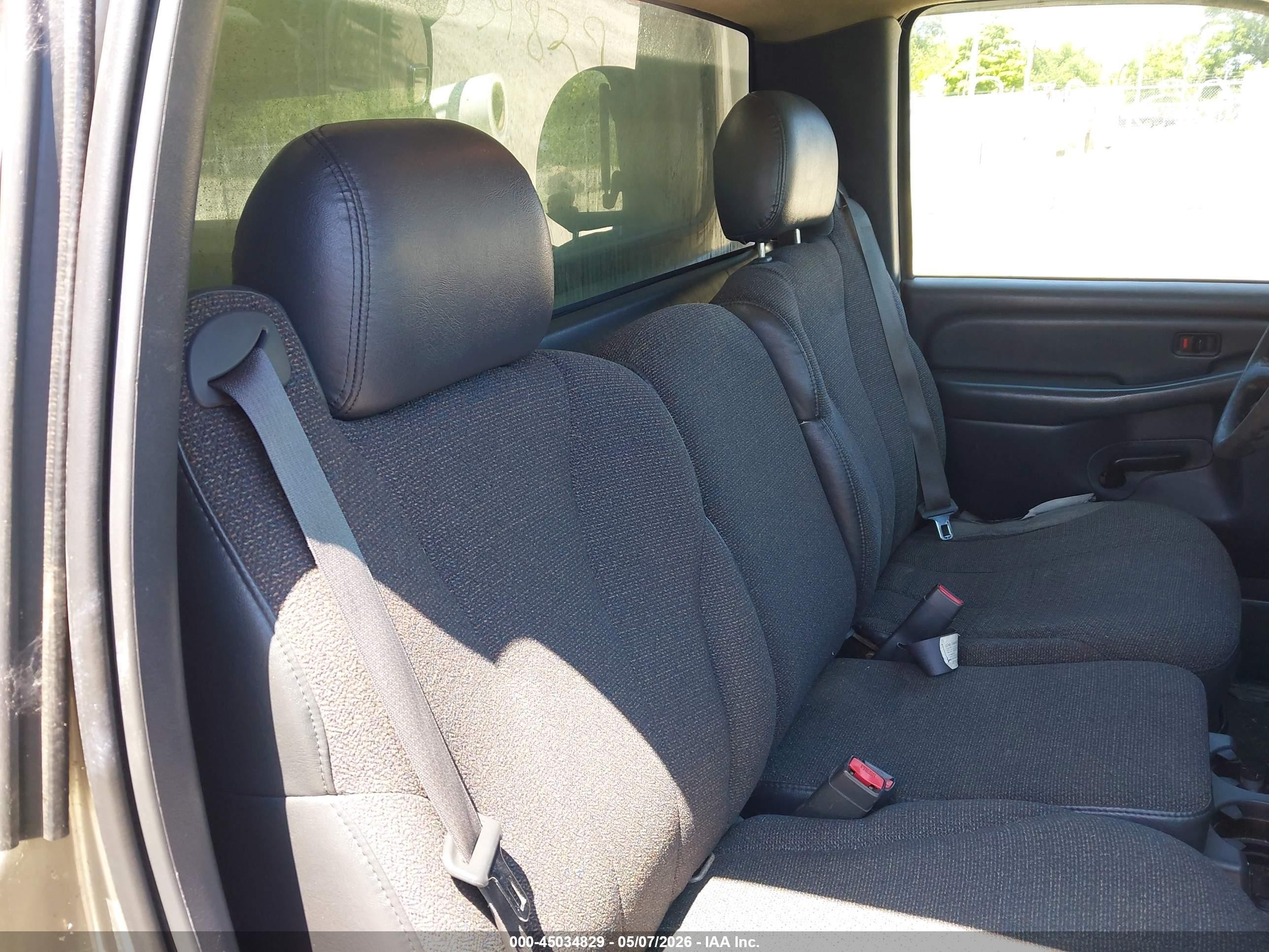 2002 Gmc Sierra 1500 Standard Серебряный vin: 1GTEC14W92Z143156