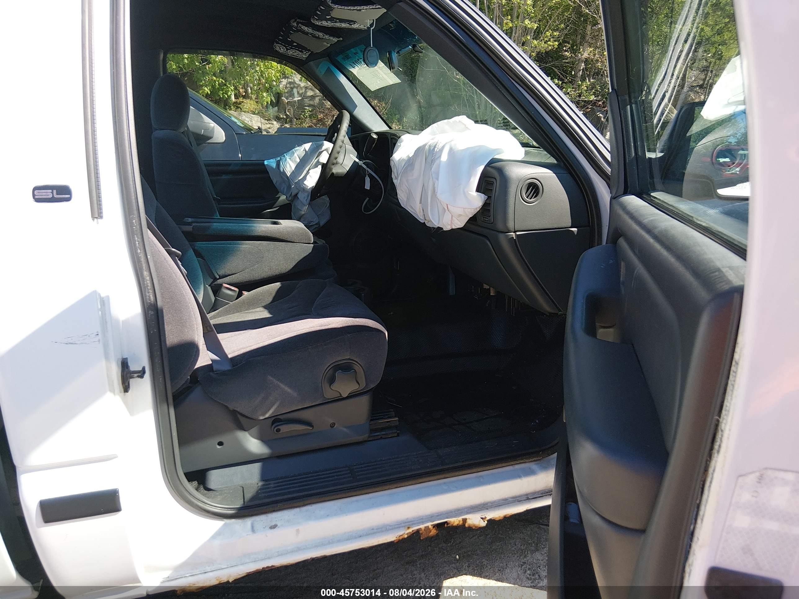 2001 Gmc Sierra 1500 Sl Белый vin: 1GTEC14WX1Z244494