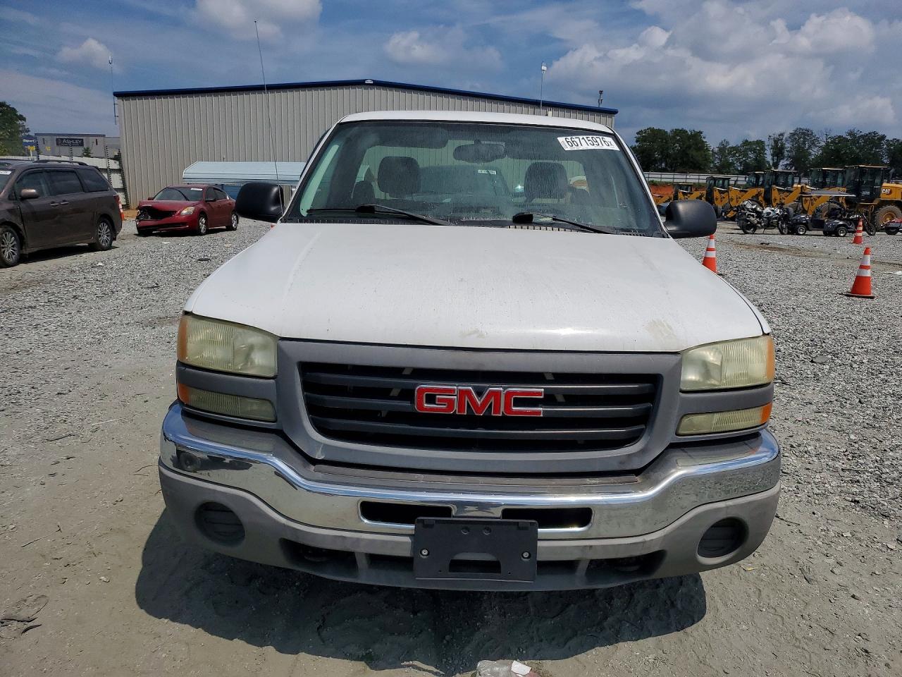 2004 Gmc New Sierra C1500 White vin: 1GTEC14X04Z236868