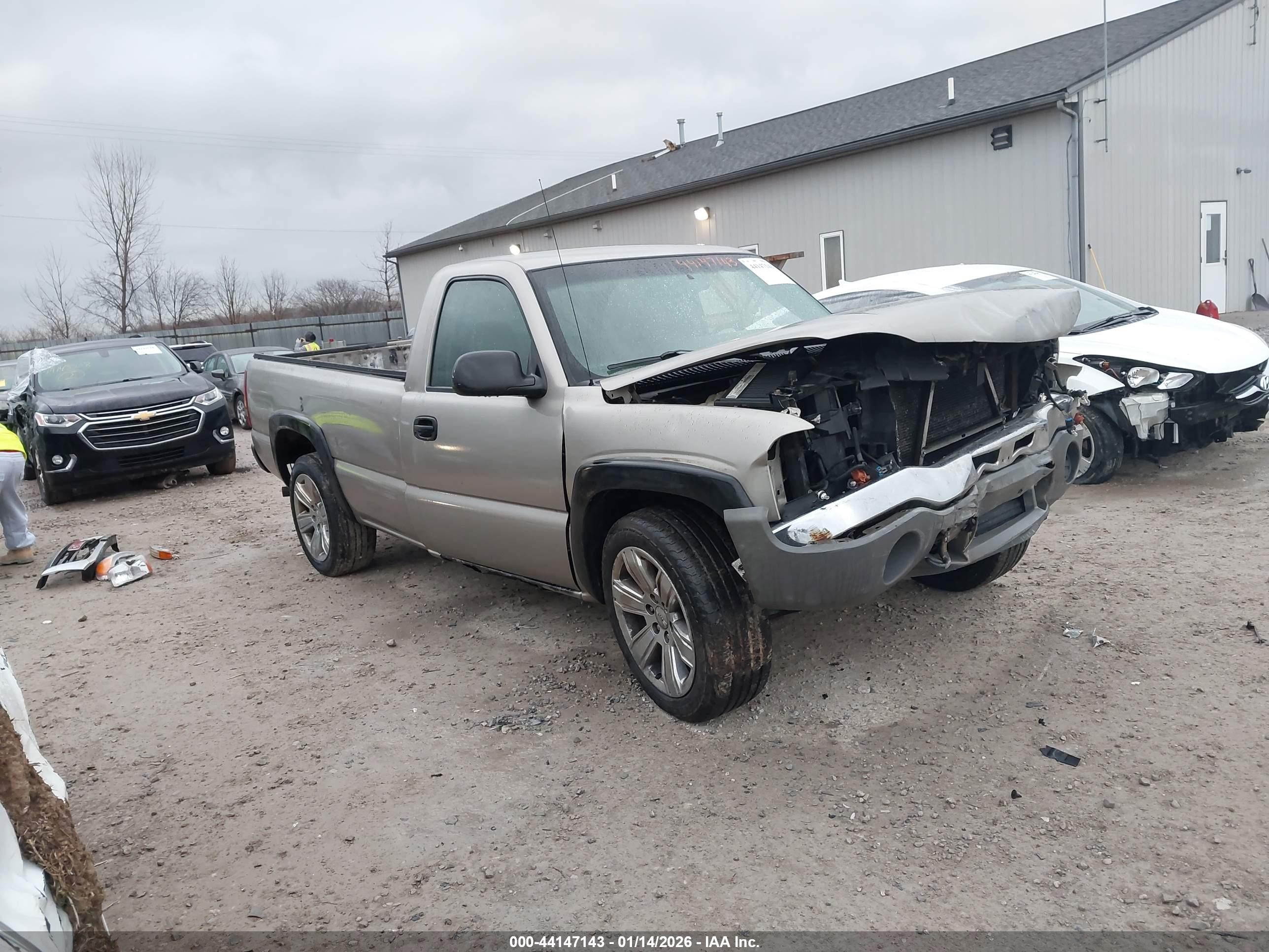 2003 Gmc Sierra 1500 Work Truck Gold vin: 1GTEC14X13Z350604