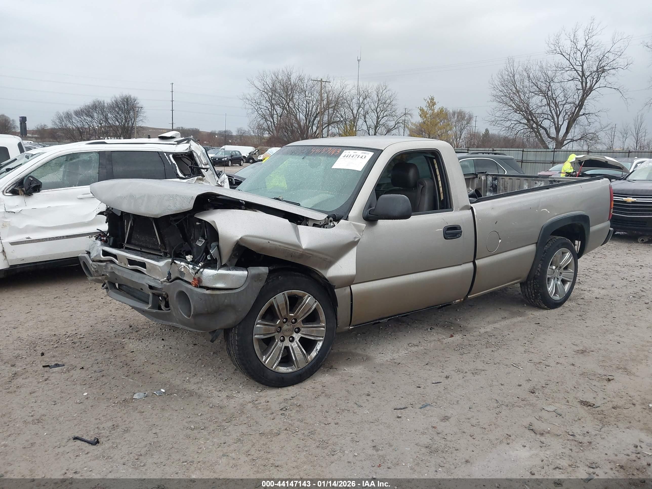 2003 Gmc Sierra 1500 Work Truck Gold vin: 1GTEC14X13Z350604