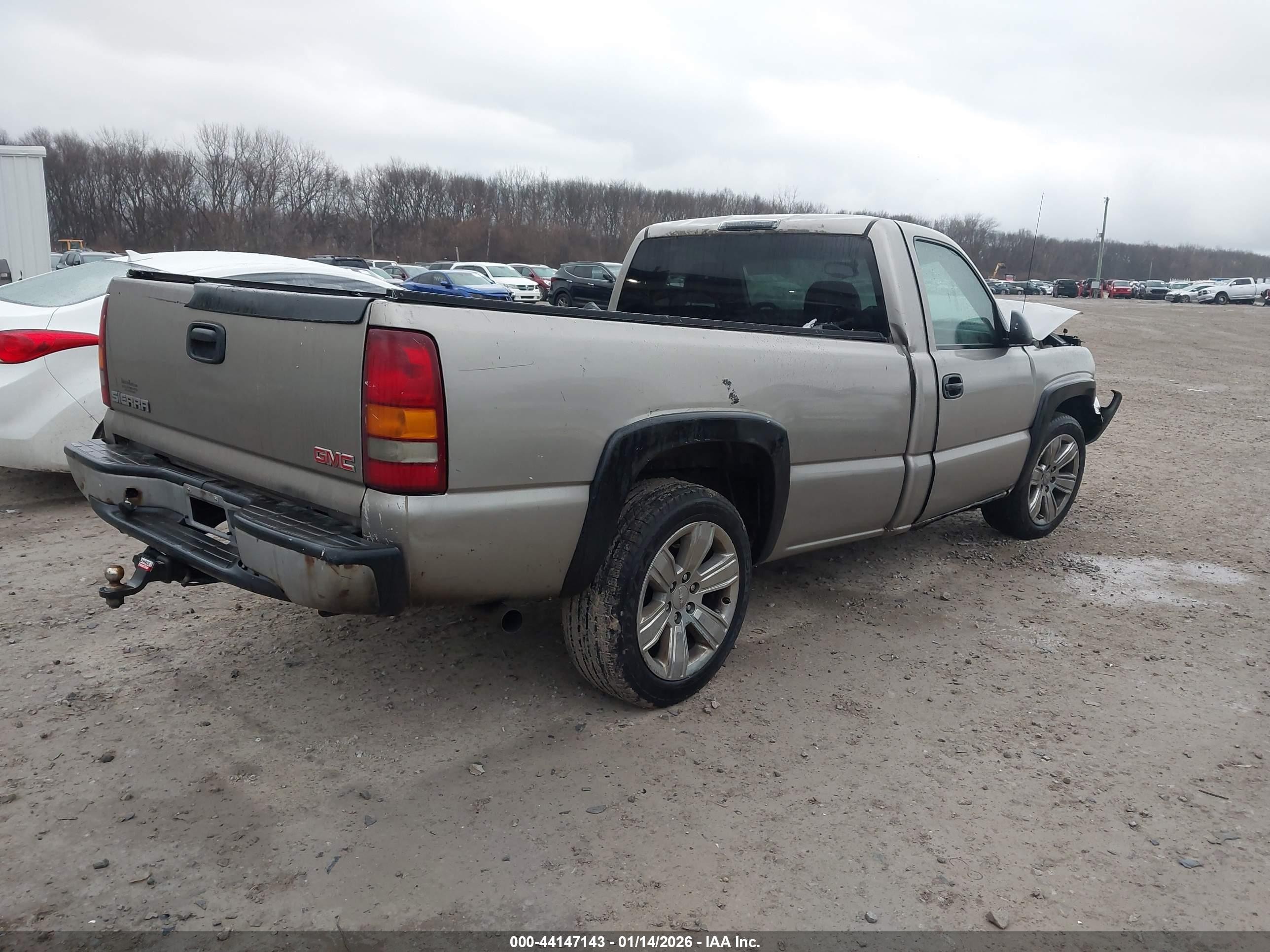 2003 Gmc Sierra 1500 Work Truck Gold vin: 1GTEC14X13Z350604