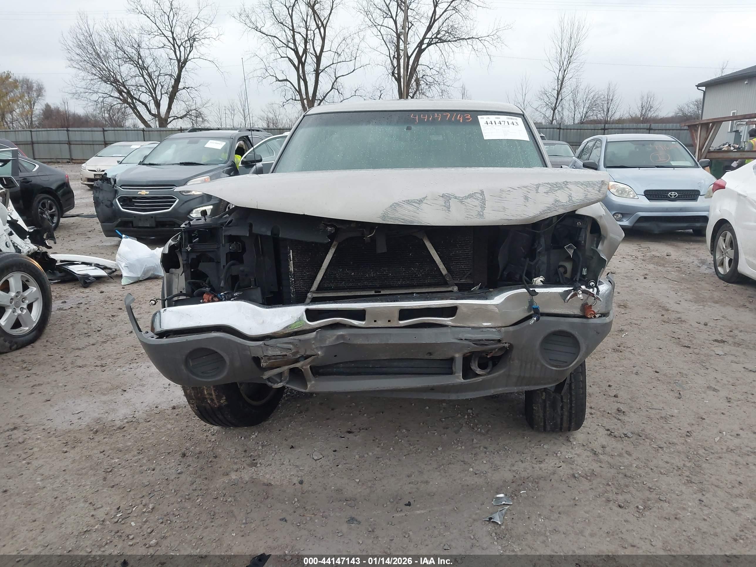 2003 Gmc Sierra 1500 Work Truck Gold vin: 1GTEC14X13Z350604