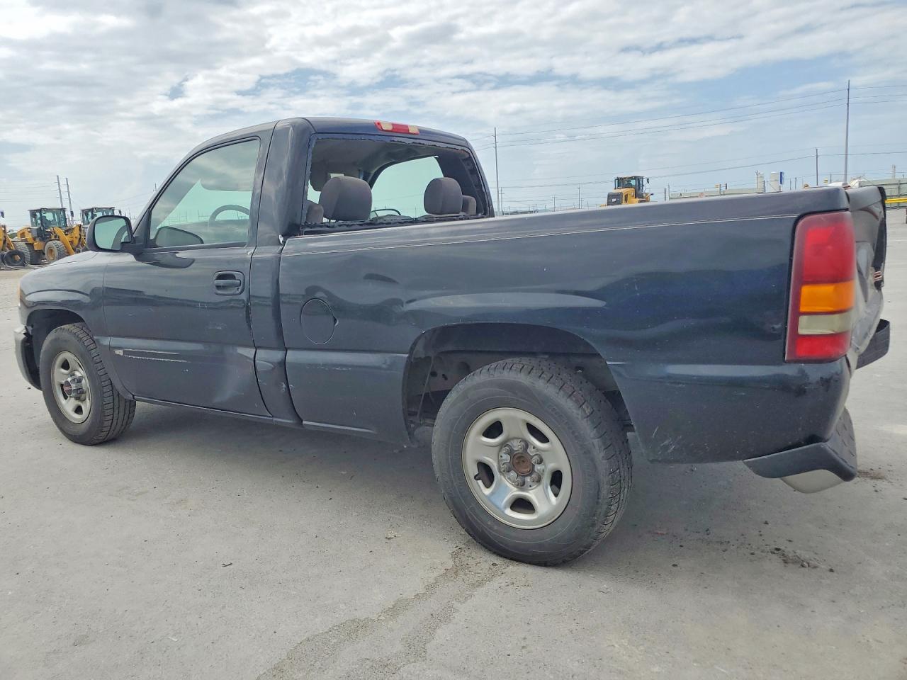 2004 Gmc New Sierra C1500 Black vin: 1GTEC14X14Z104251