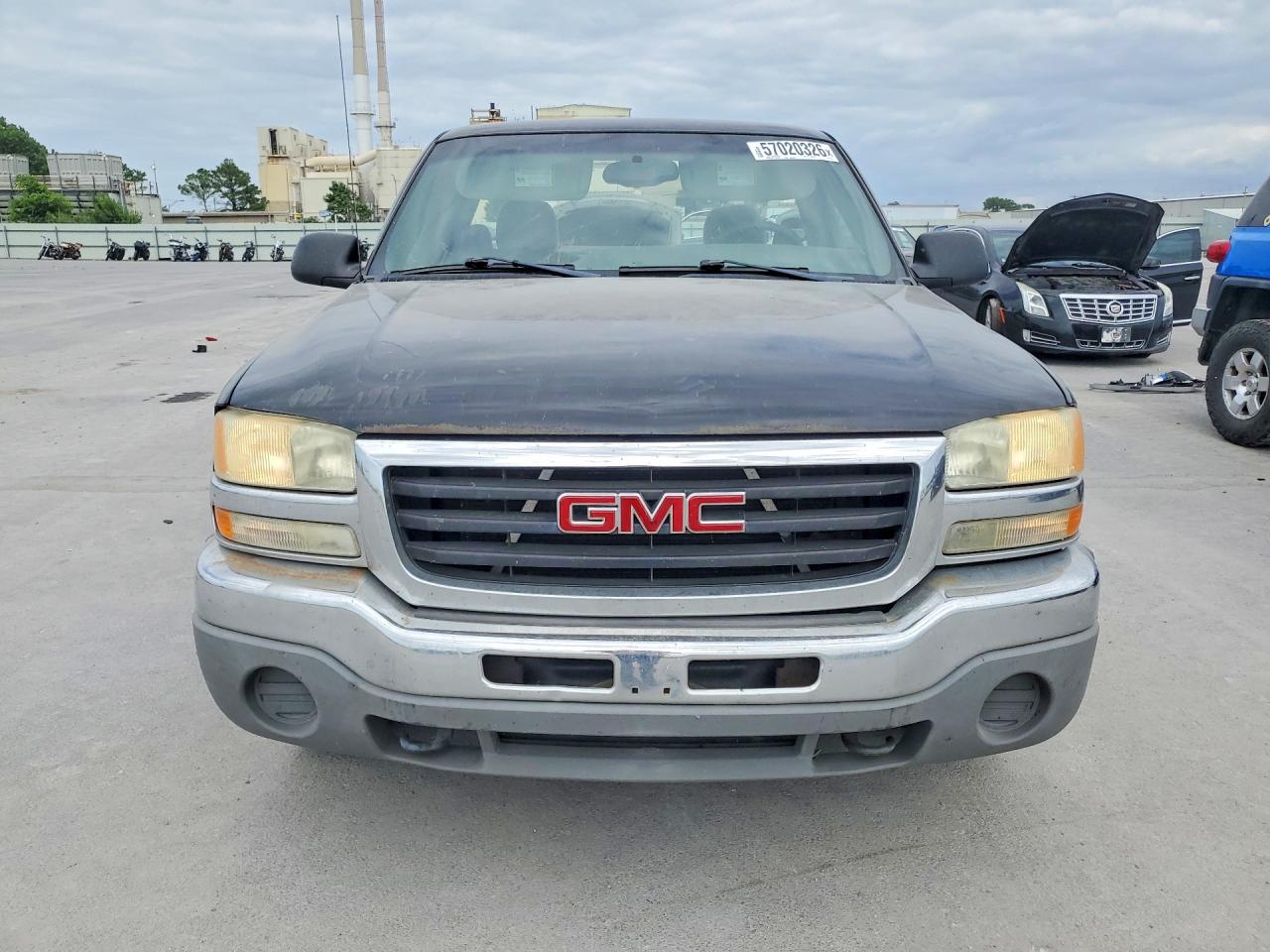 2004 Gmc New Sierra C1500 Black vin: 1GTEC14X14Z104251