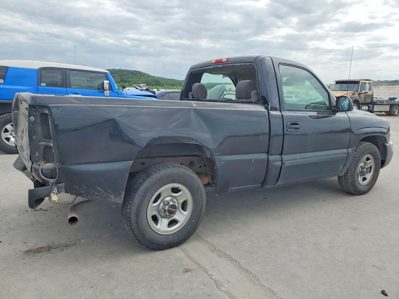 2004 Gmc New Sierra C1500 Black vin: 1GTEC14X14Z104251