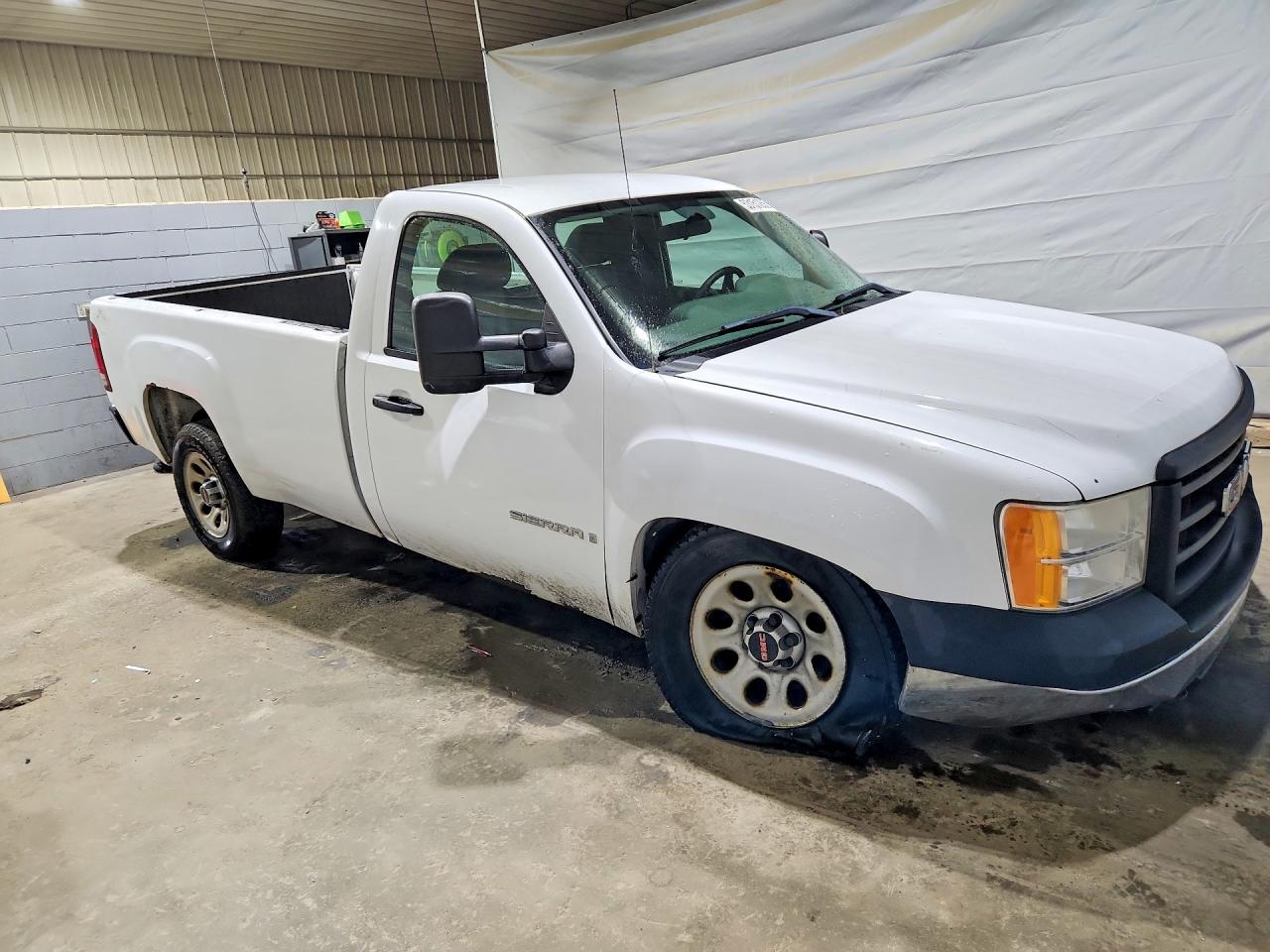2008 Gmc Sierra C1500 White vin: 1GTEC14X18Z273921