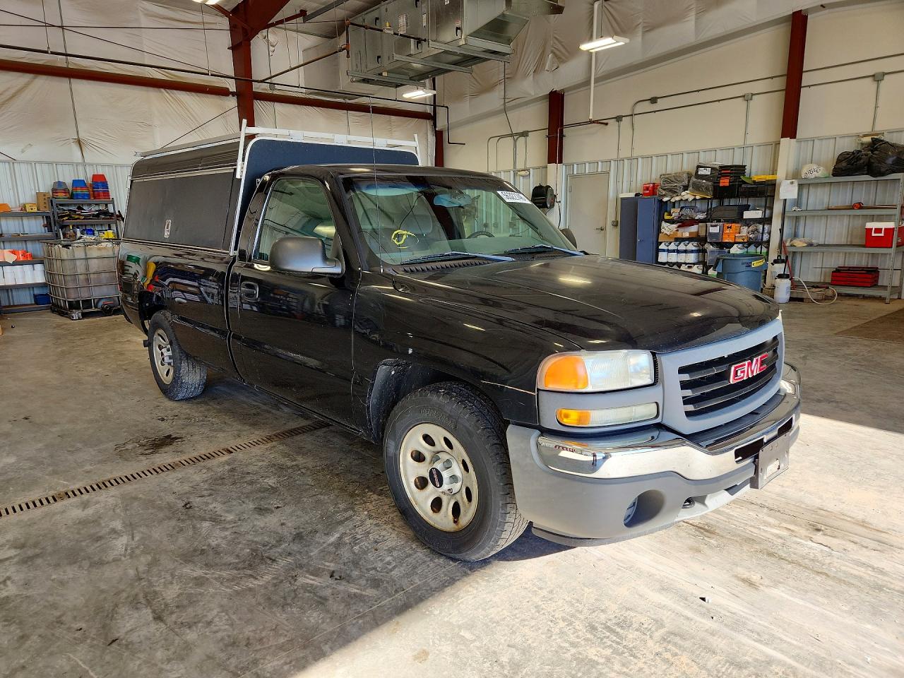2005 Gmc New Sierra C1500 Black vin: 1GTEC14X25Z334477