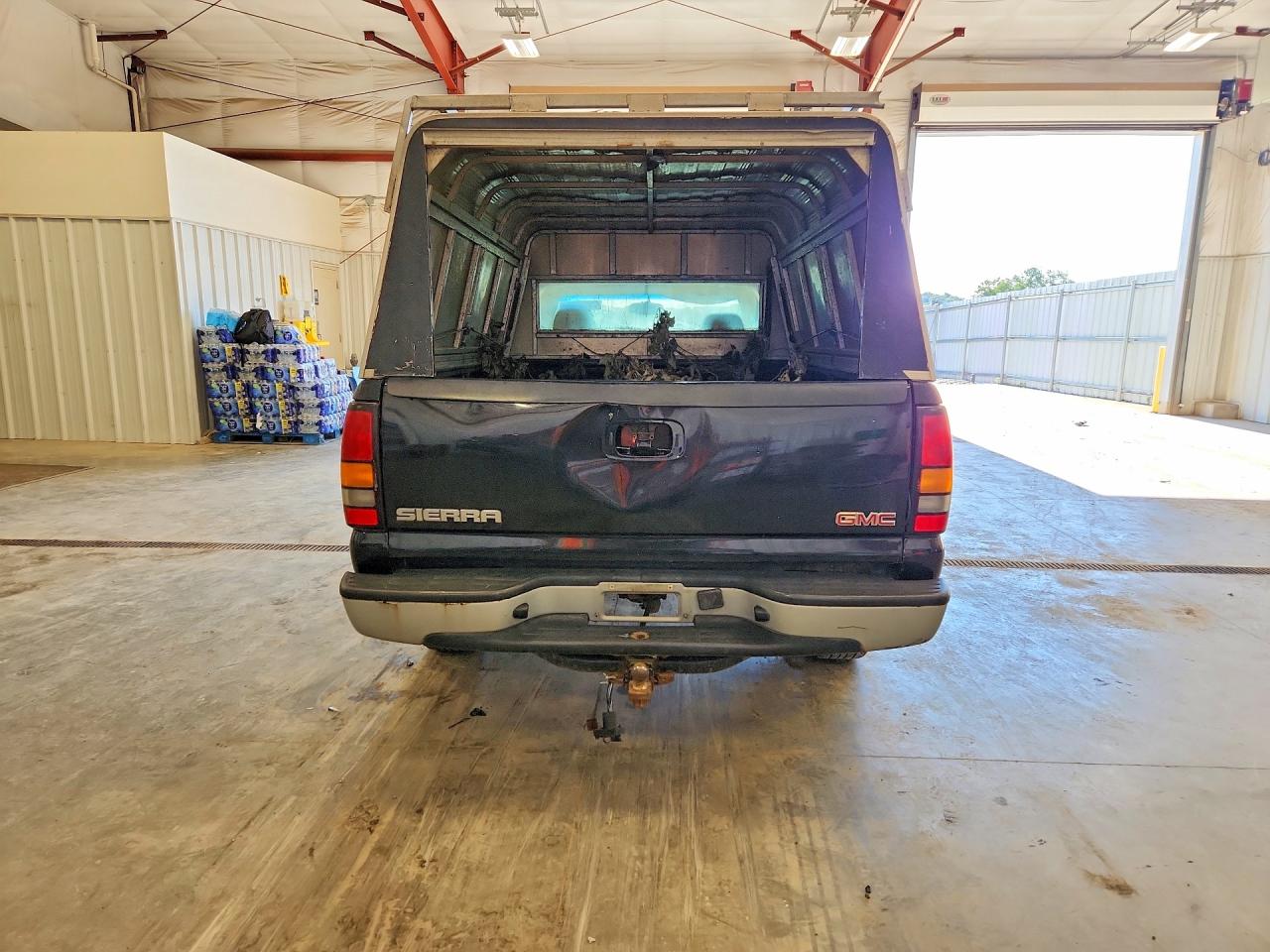 2005 Gmc New Sierra C1500 Black vin: 1GTEC14X25Z334477