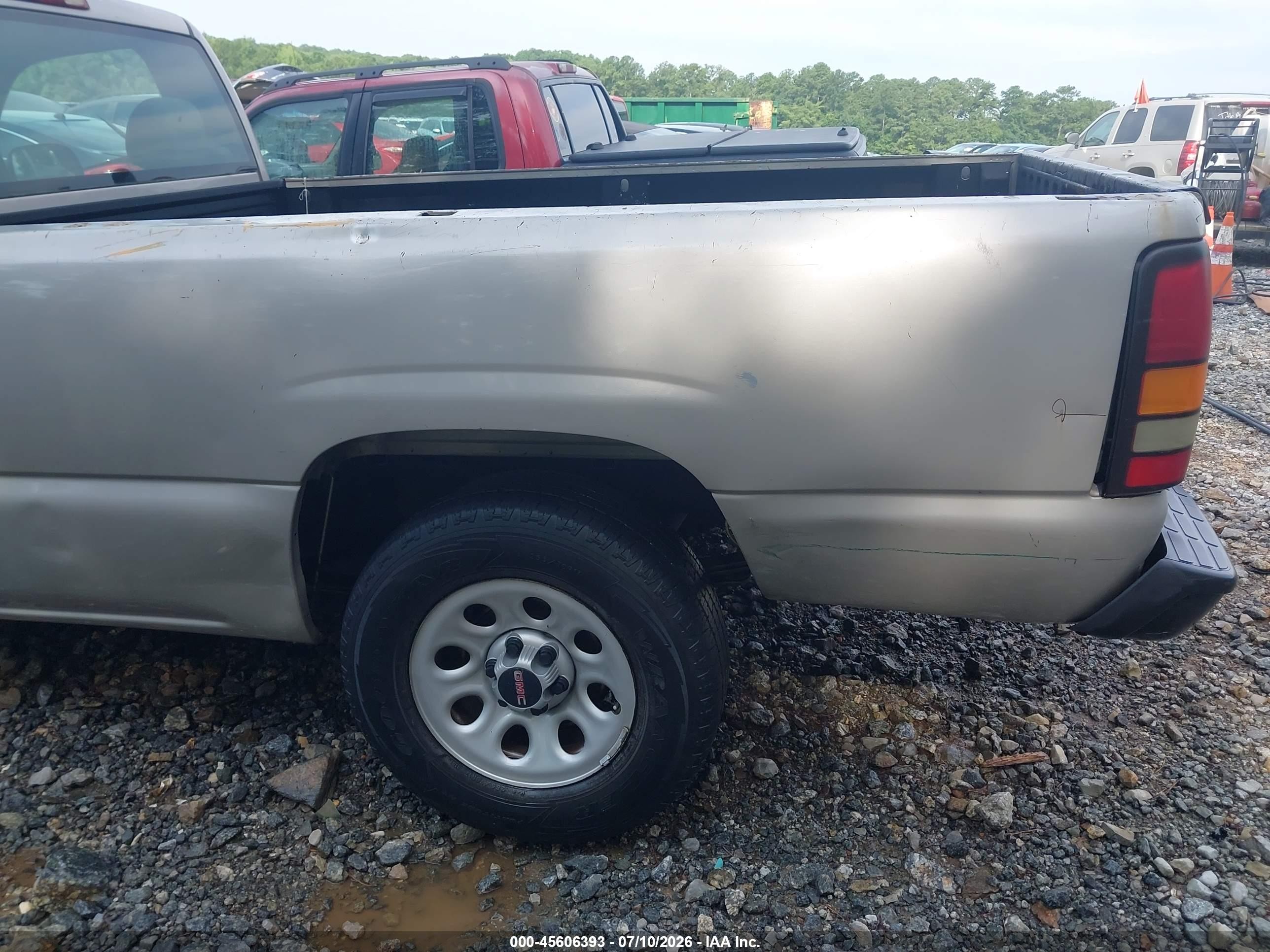 2005 Gmc Sierra 1500 Work Truck Gray vin: 1GTEC14X35Z121019