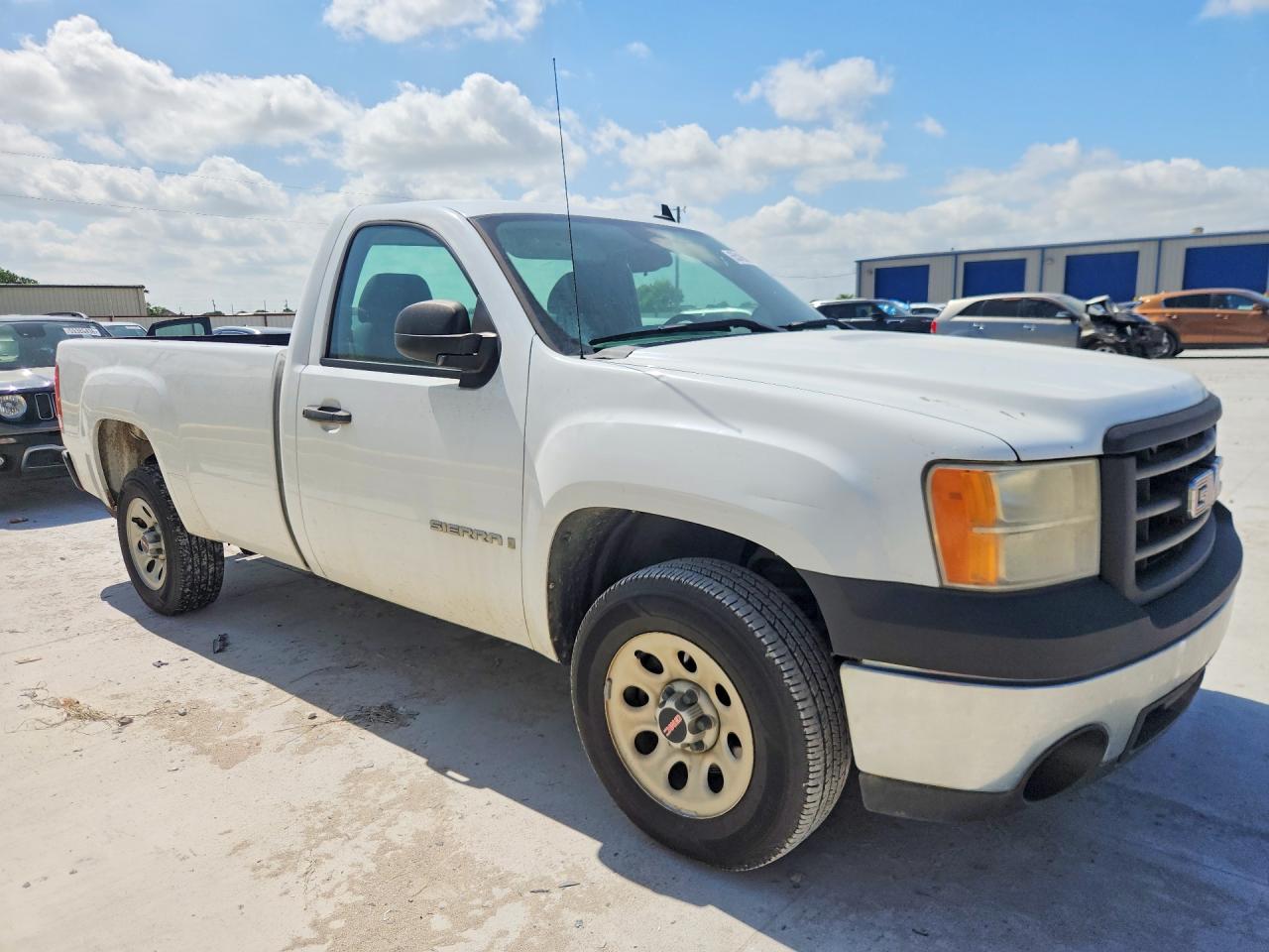 2008 Gmc Sierra C1500 White vin: 1GTEC14X38Z294723