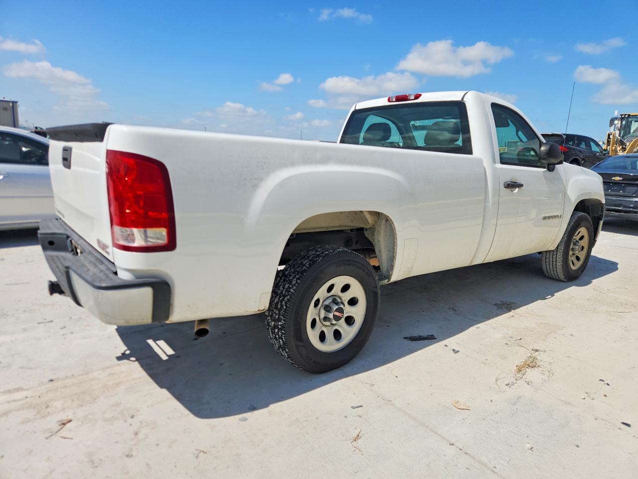 2008 Gmc Sierra C1500 White vin: 1GTEC14X38Z294723