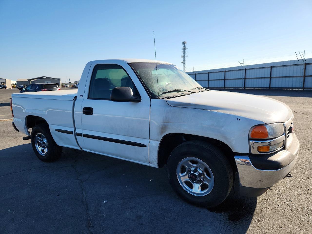 2002 Gmc New Sierra C1500 White vin: 1GTEC14X42Z173433