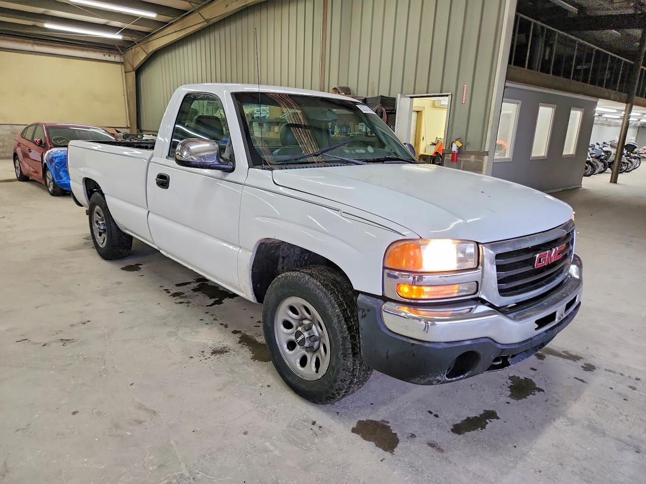 2003 Gmc New Sierra C1500 White vin: 1GTEC14X43Z225094