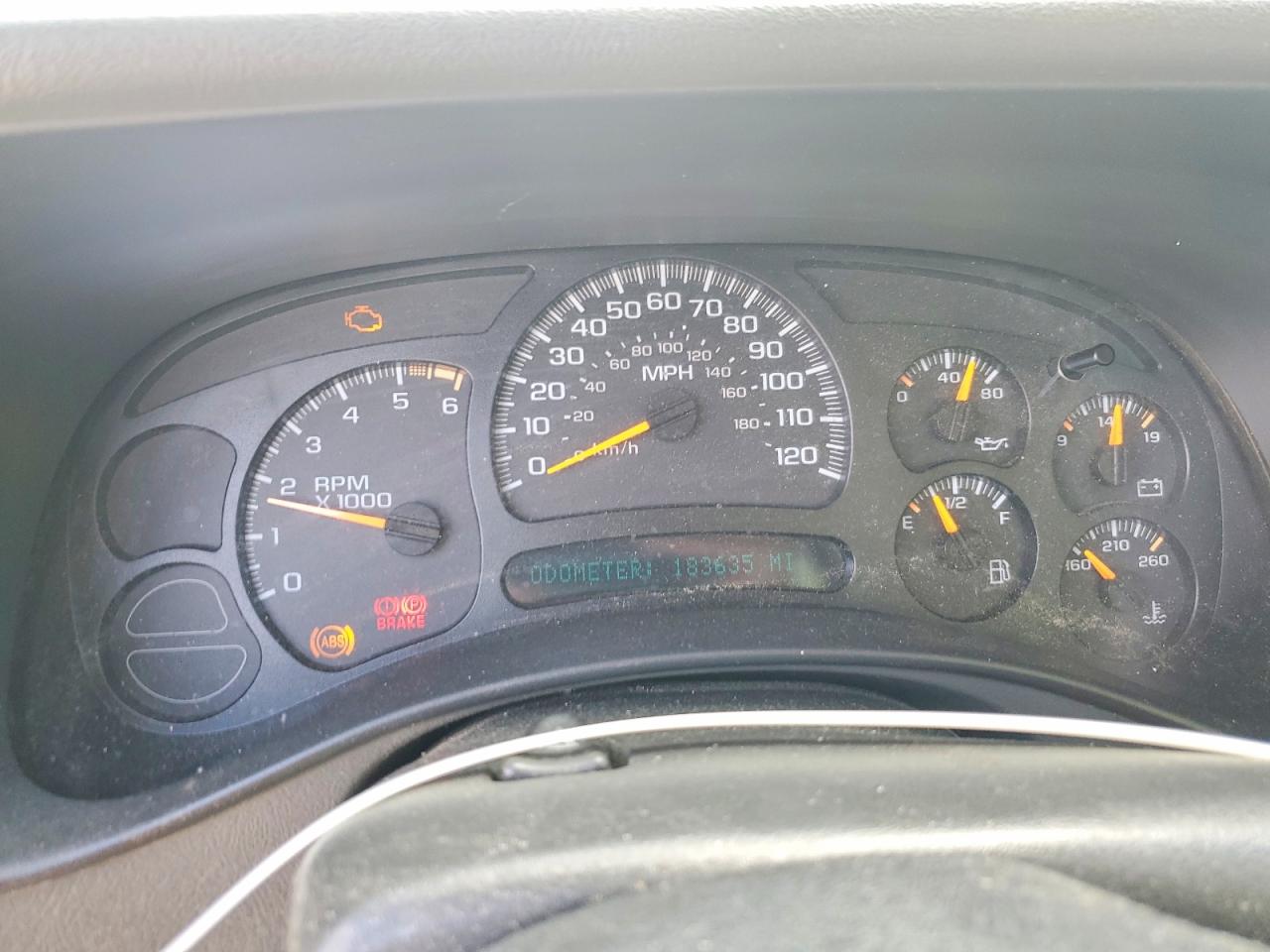 2004 Gmc New Sierra C1500 White vin: 1GTEC14X64Z323030