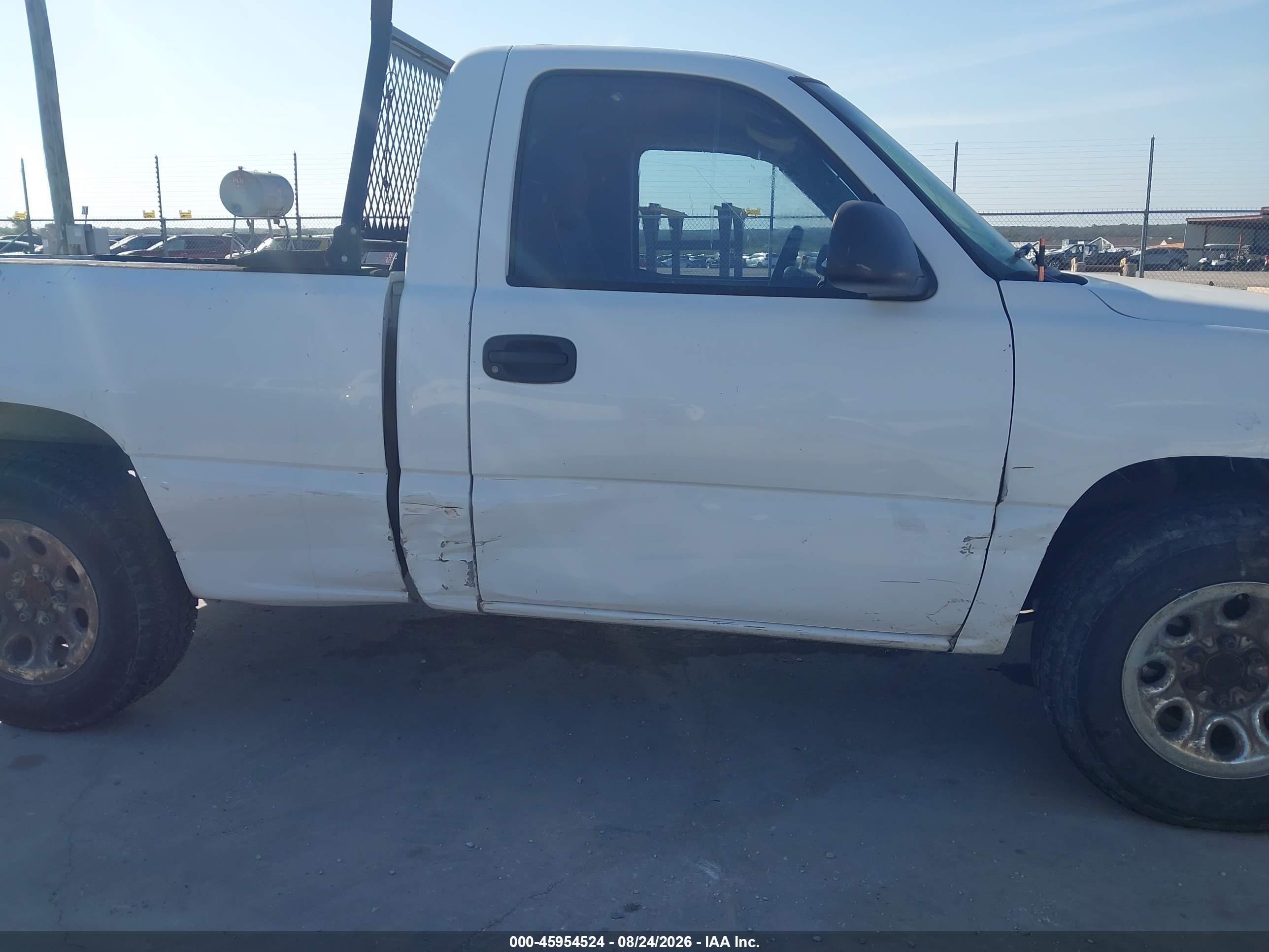 2006 Gmc Sierra 1500 Work Truck White vin: 1GTEC14X66Z162195