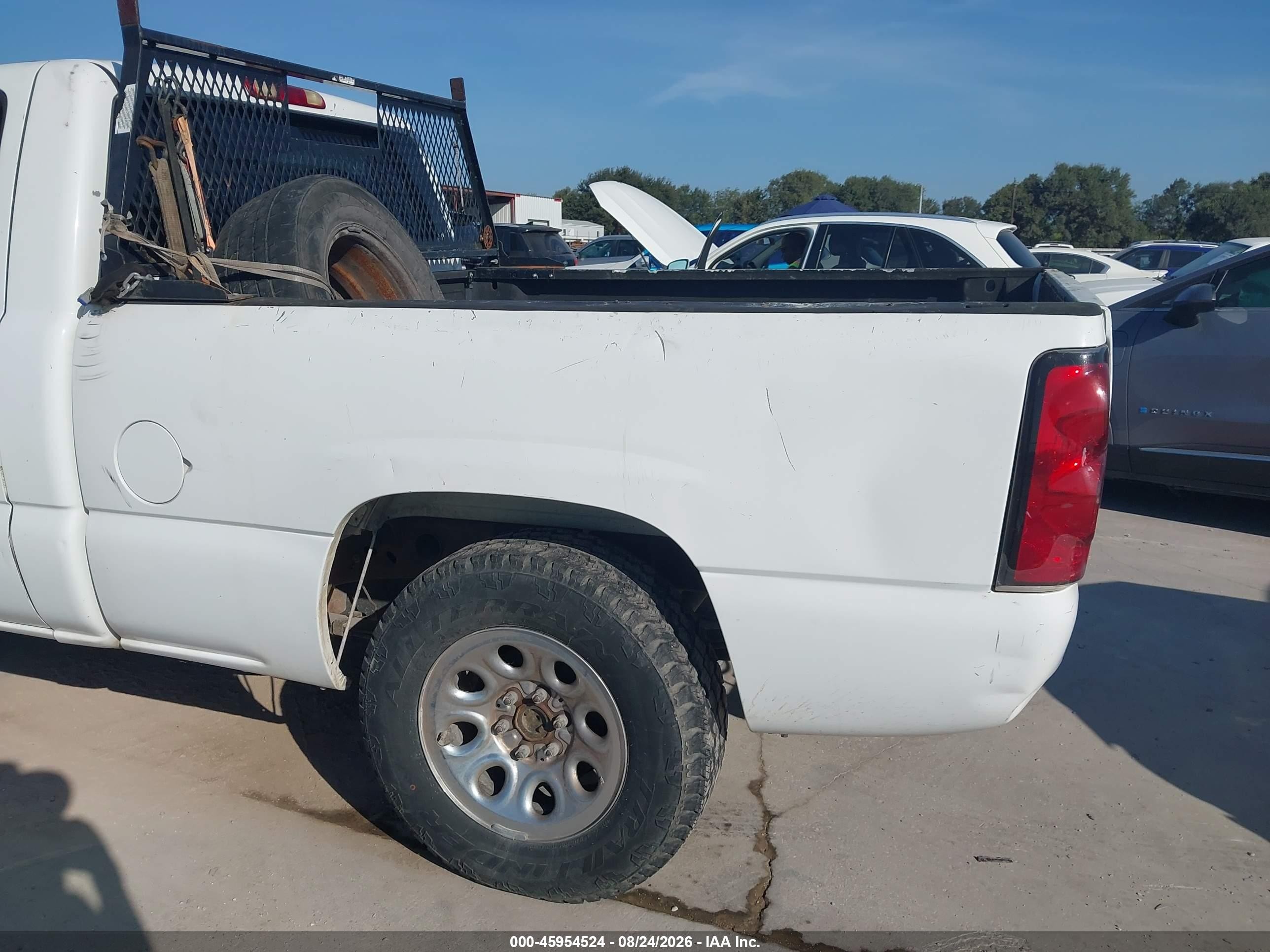 2006 Gmc Sierra 1500 Work Truck White vin: 1GTEC14X66Z162195