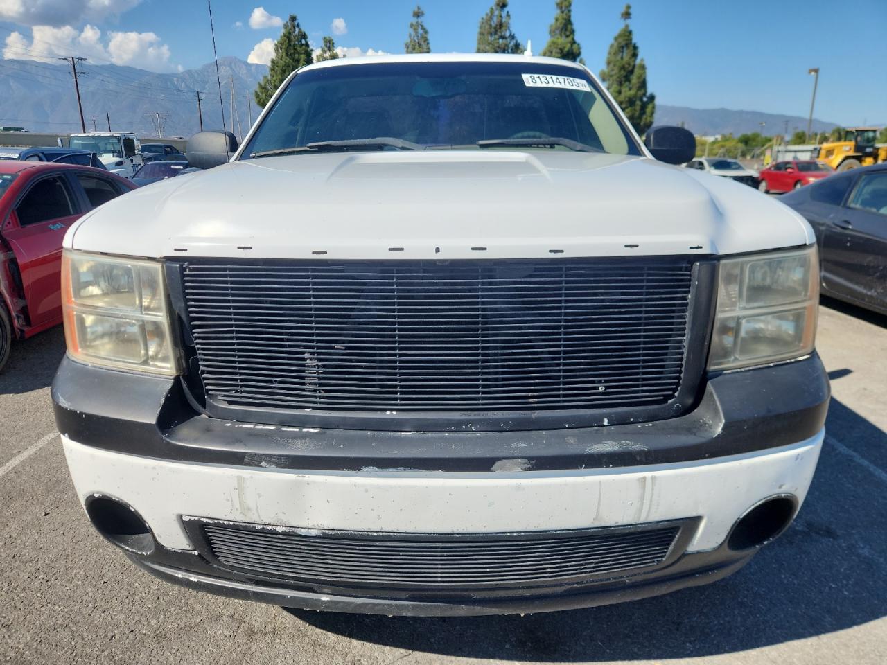 2008 Gmc Sierra C1500 White vin: 1GTEC14X68Z126834