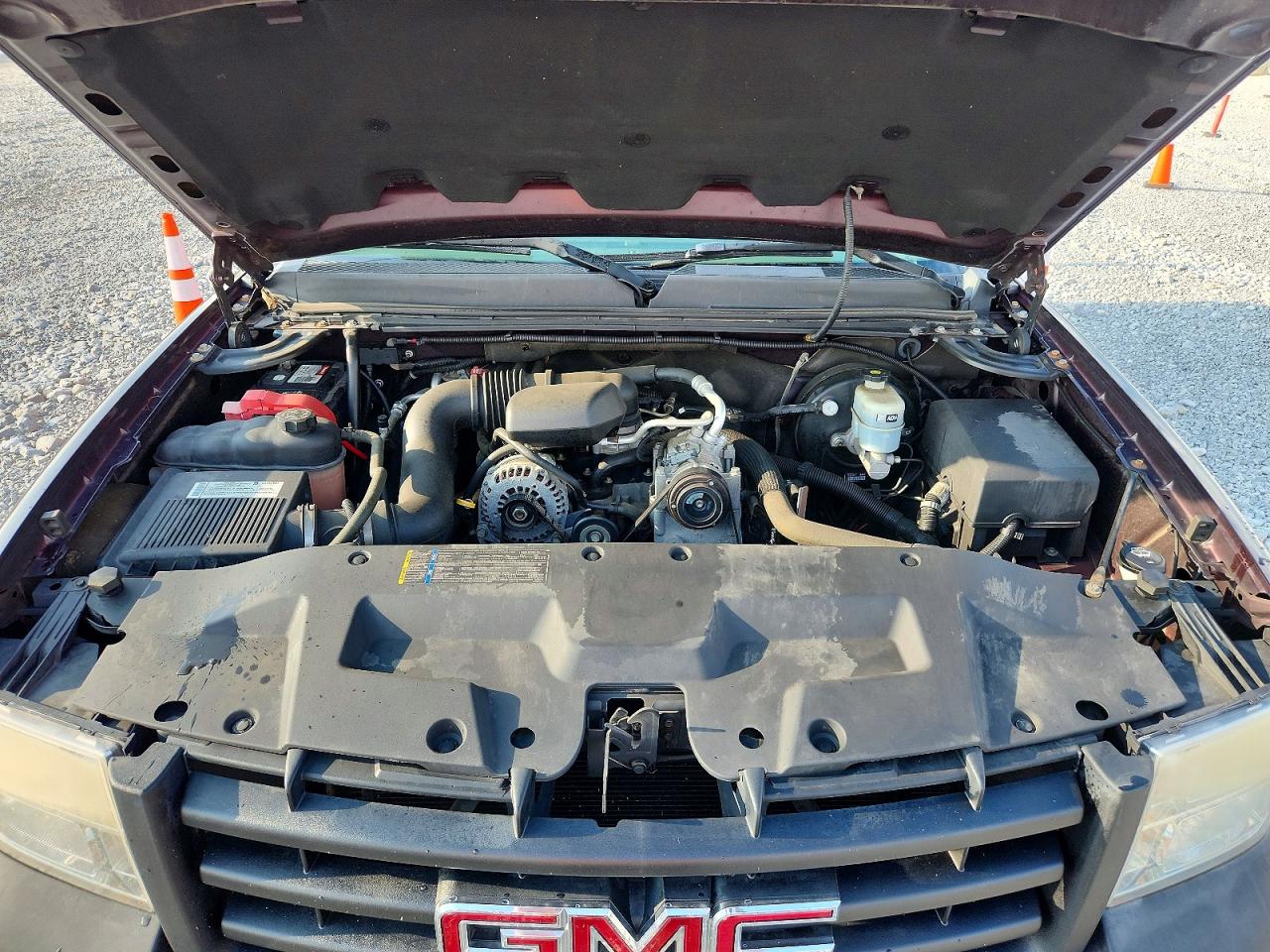 2008 Gmc Sierra C1500 Maroon vin: 1GTEC14X68Z310784