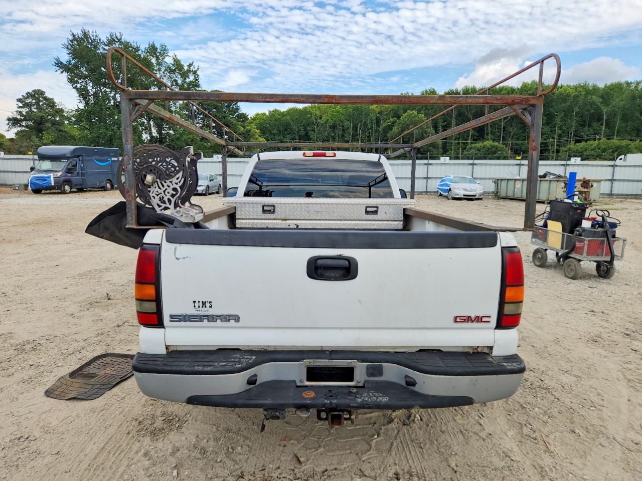 2004 Gmc New Sierra C1500 White vin: 1GTEC14X84Z107910
