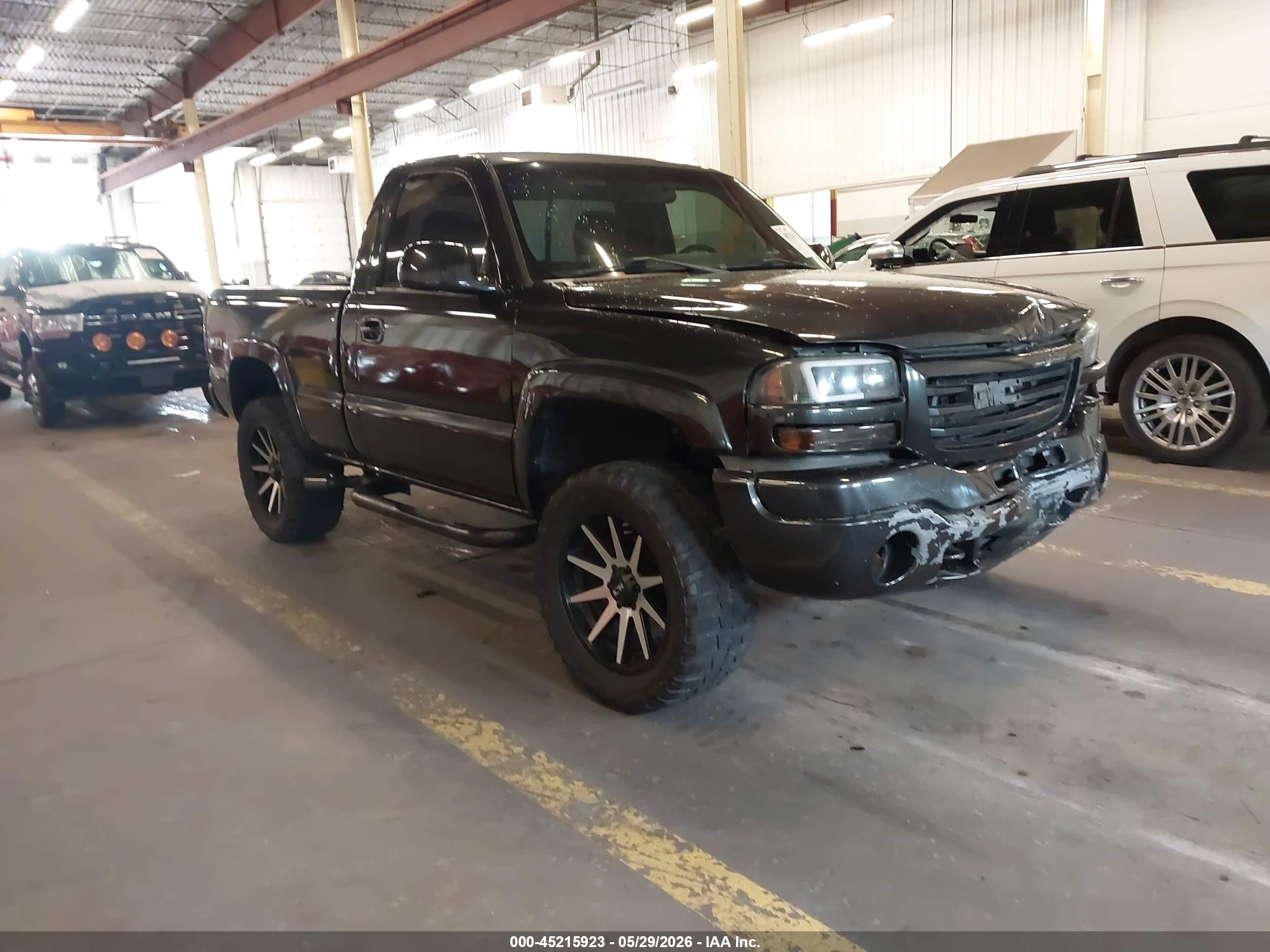 2003 Gmc Sierra 1500   Black vin: 1GTEC14X93Z321691