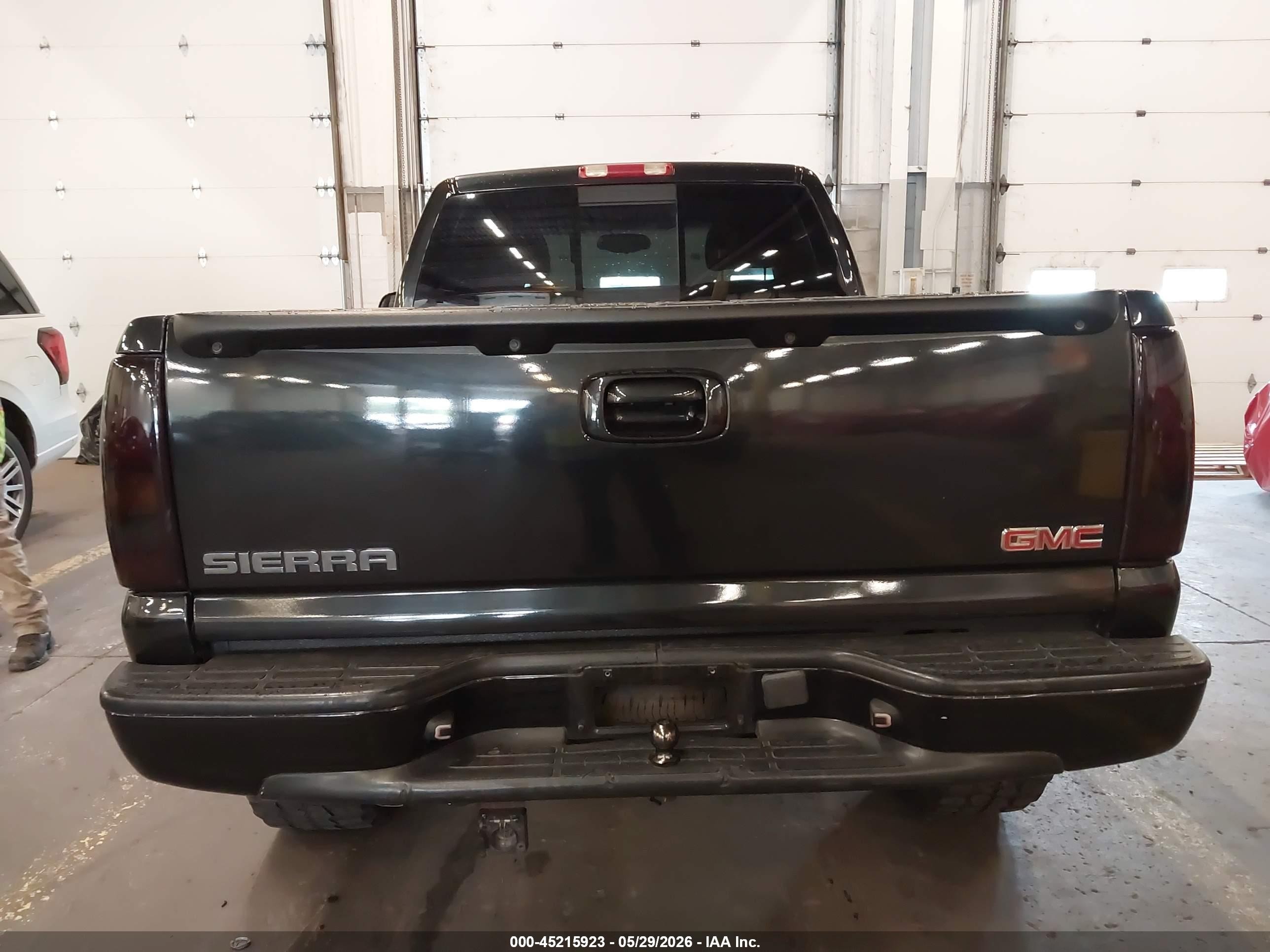 2003 Gmc Sierra 1500   Black vin: 1GTEC14X93Z321691