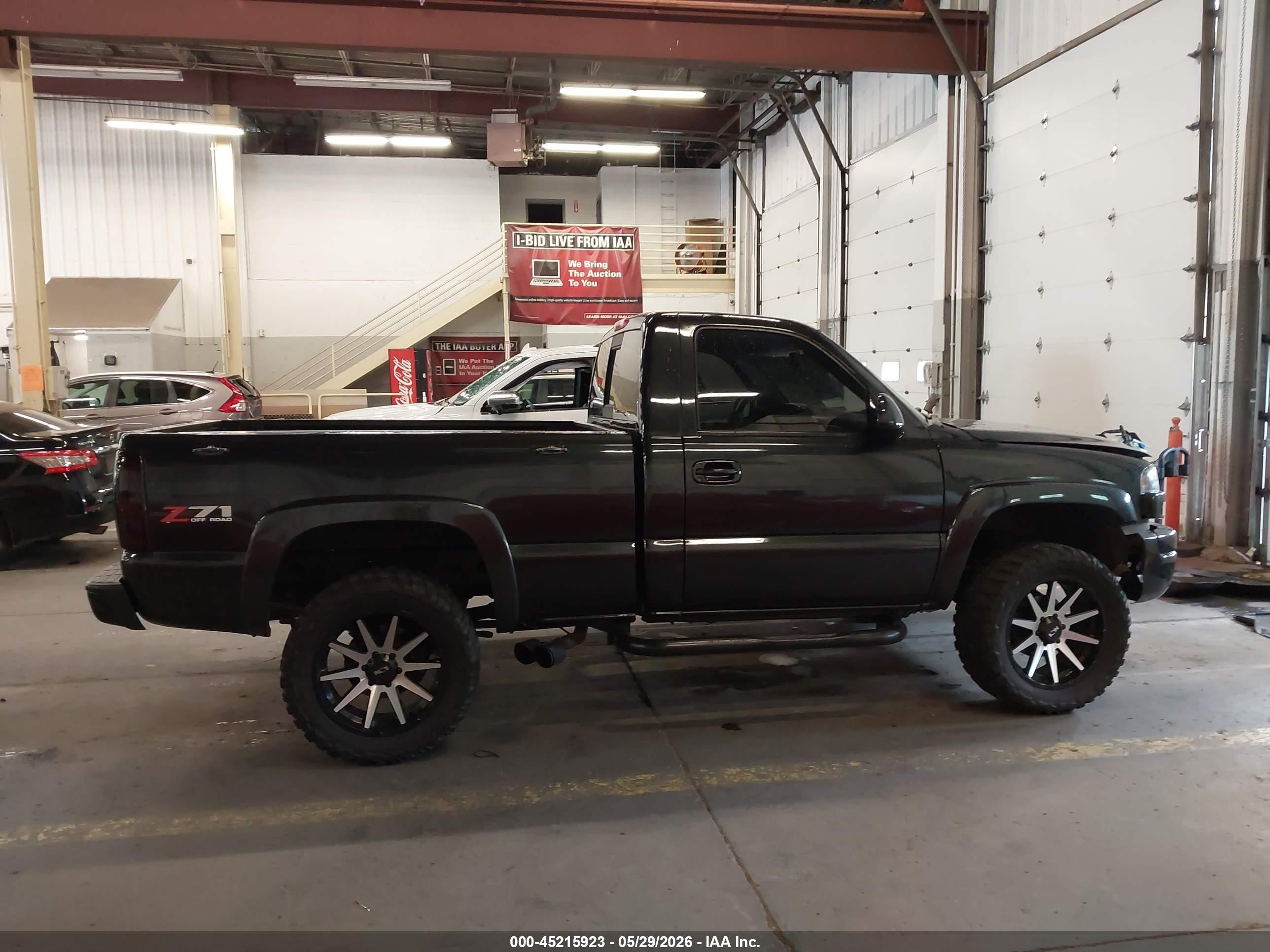 2003 Gmc Sierra 1500   Black vin: 1GTEC14X93Z321691
