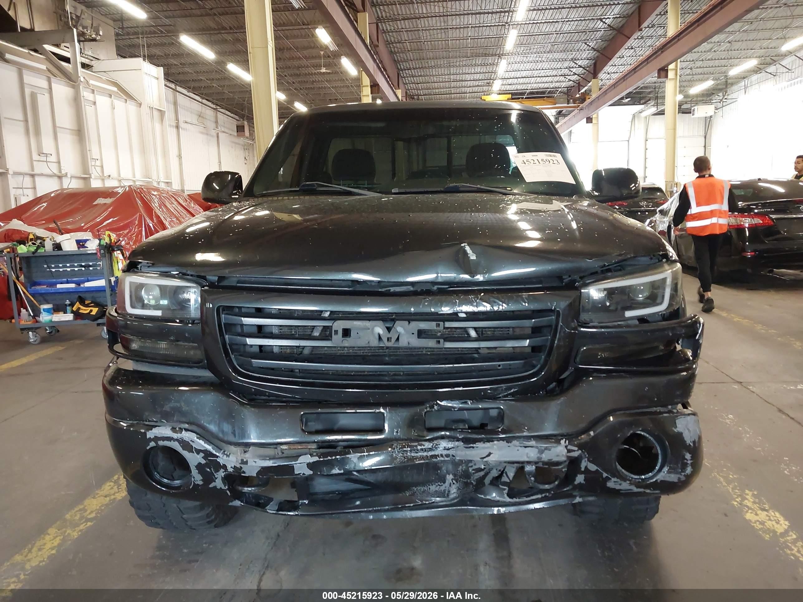 2003 Gmc Sierra 1500   Black vin: 1GTEC14X93Z321691