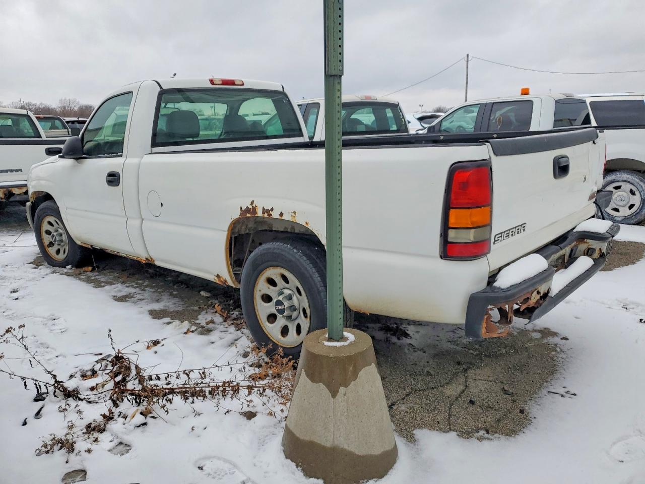 2006 Gmc New Sierra C1500 White vin: 1GTEC14XX6Z101187