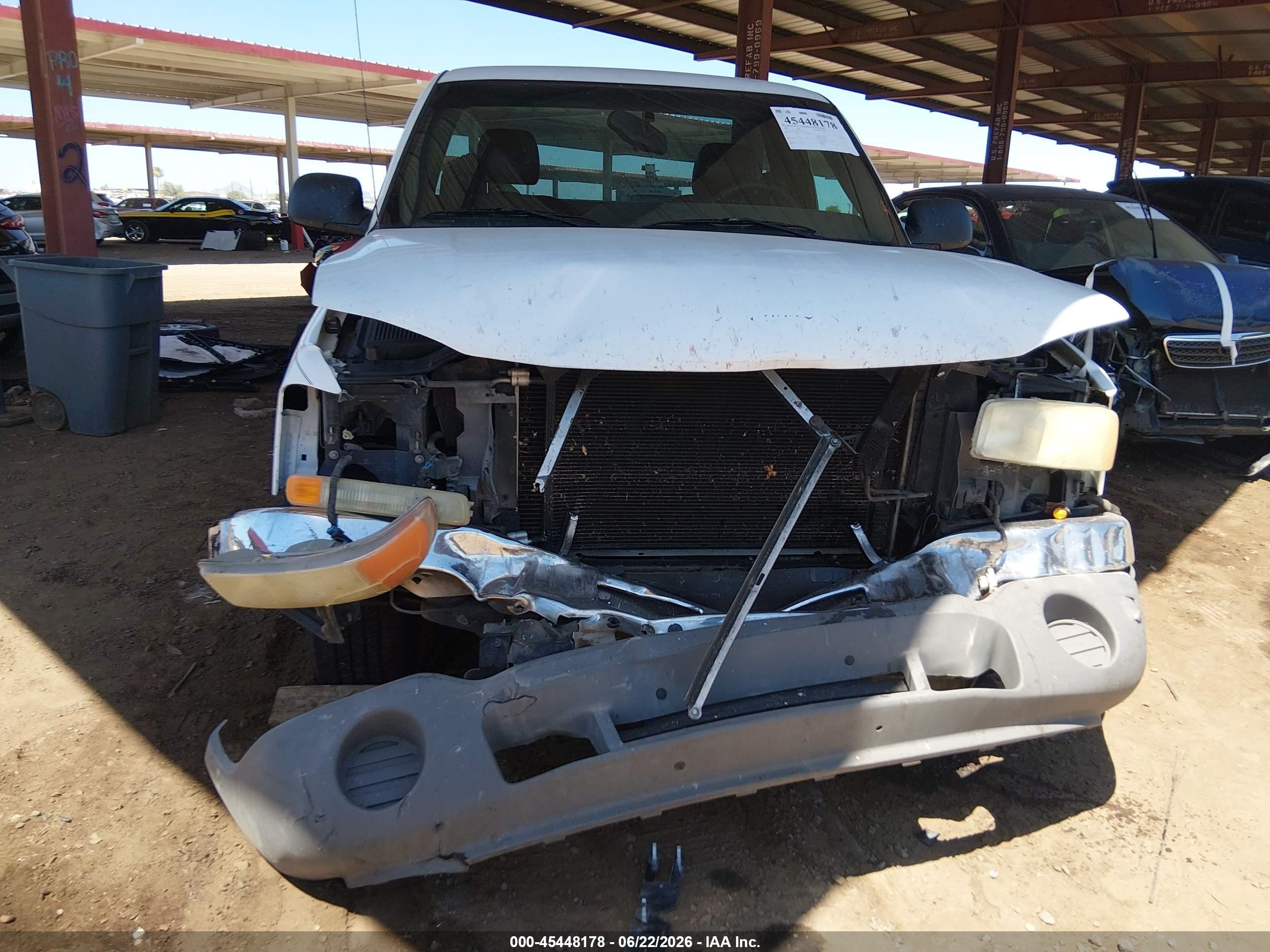 2006 Gmc Sierra 1500 Work Truck White vin: 1GTEC14XX6Z157775